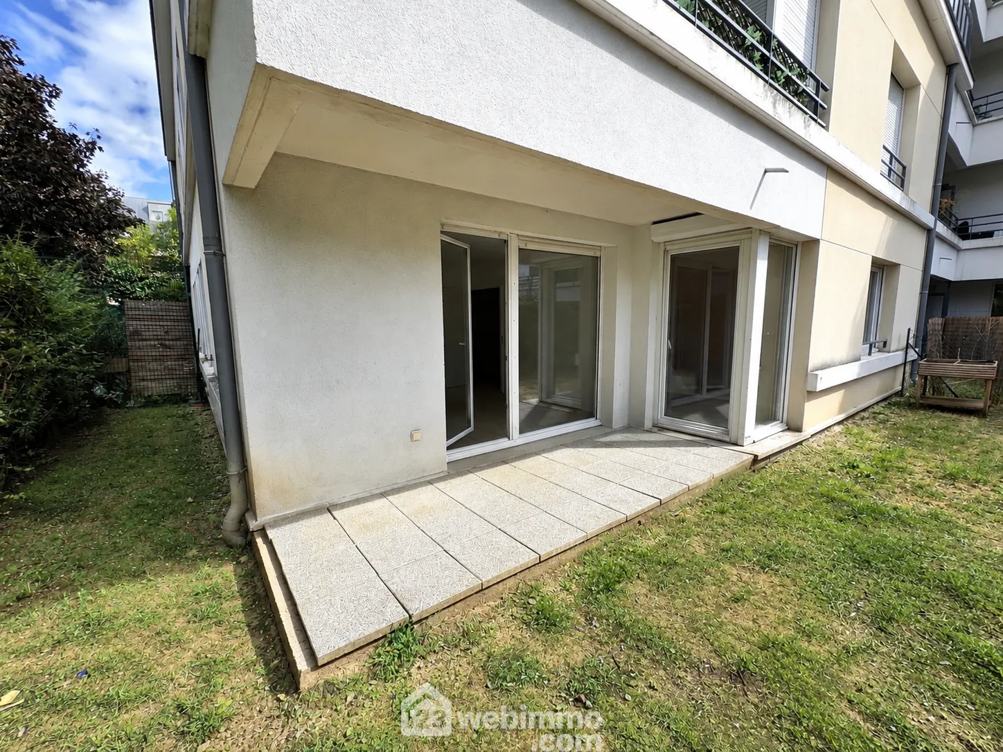 Bel appartement 3 pièces en rez-de-jardin avec jardin à Bondoufle