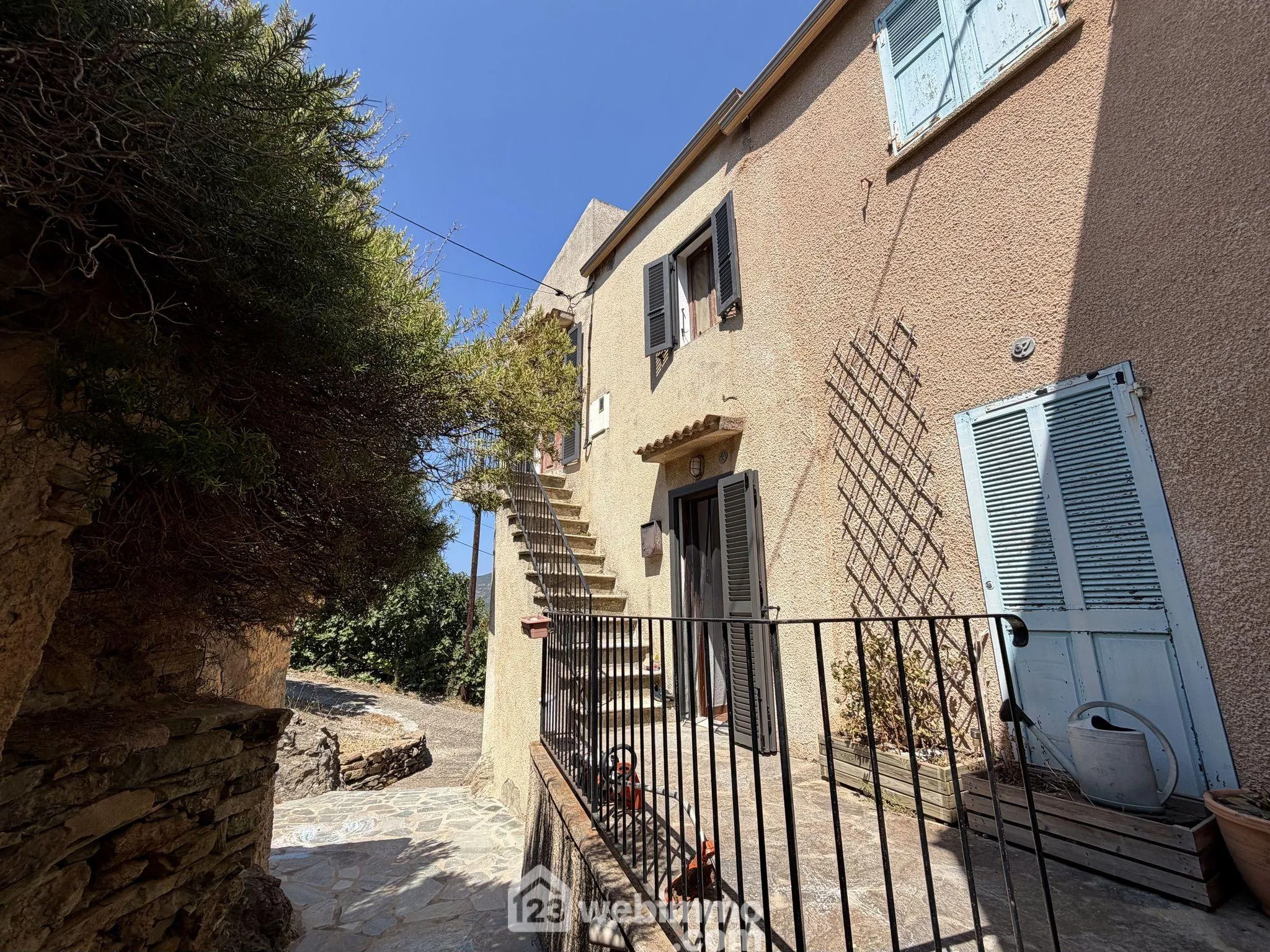 Maison traditionnelle en pierres de 104 m² à Meria dans le cap Corse