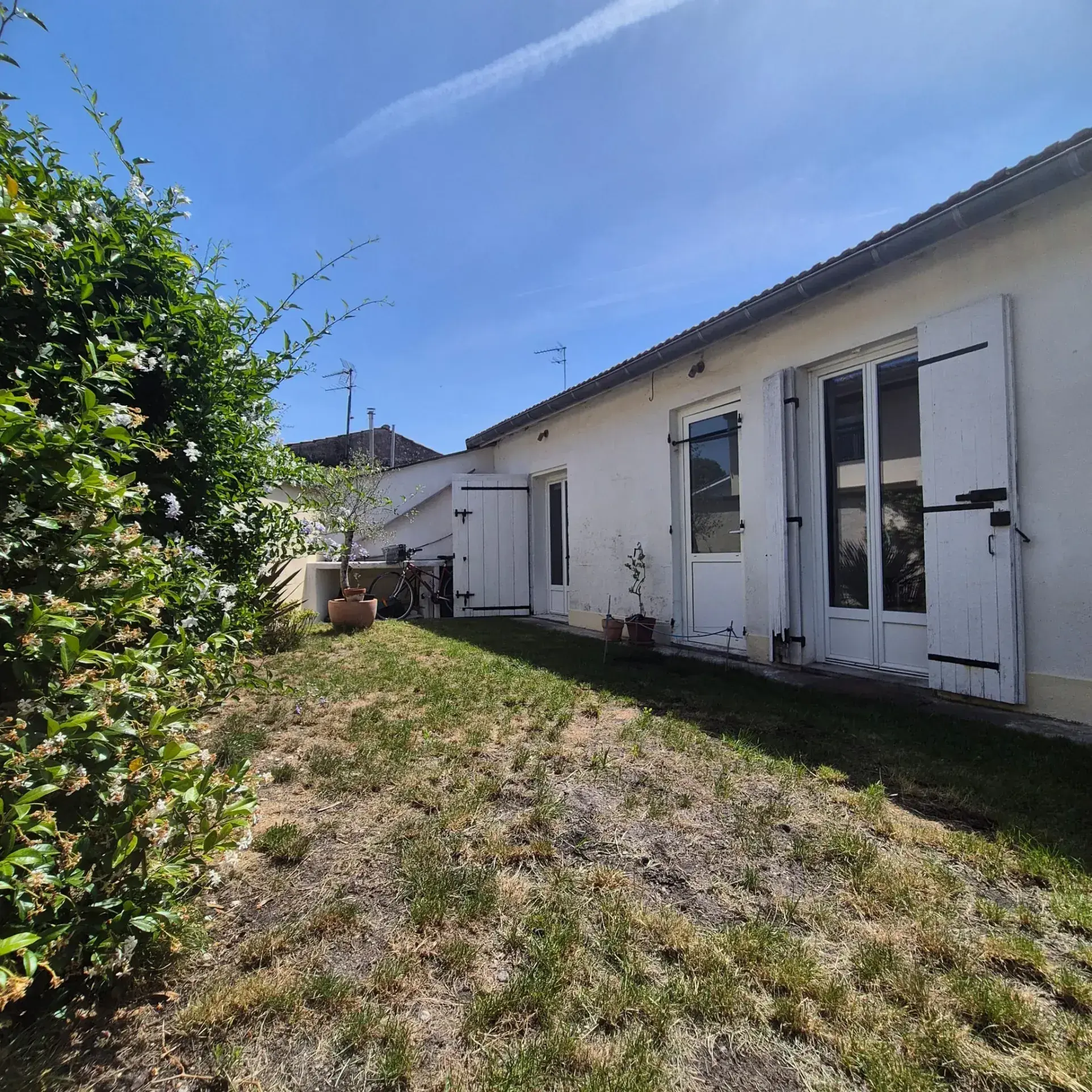 Maison rénovée en pierre de 80 m² à Villenave-d’Ornon proche Bordeaux