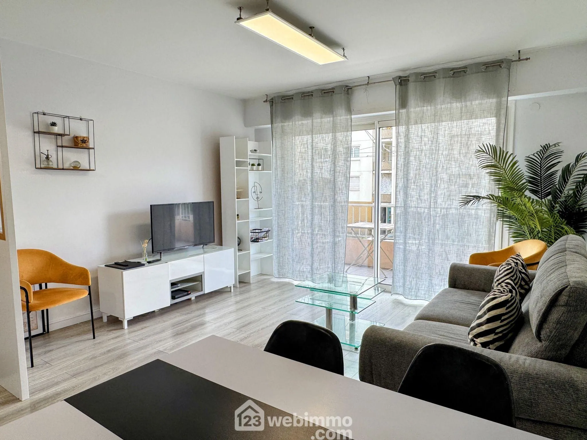 Agréable appartement T3 de 56 m² en plein centre d'Angers avec cave et garage