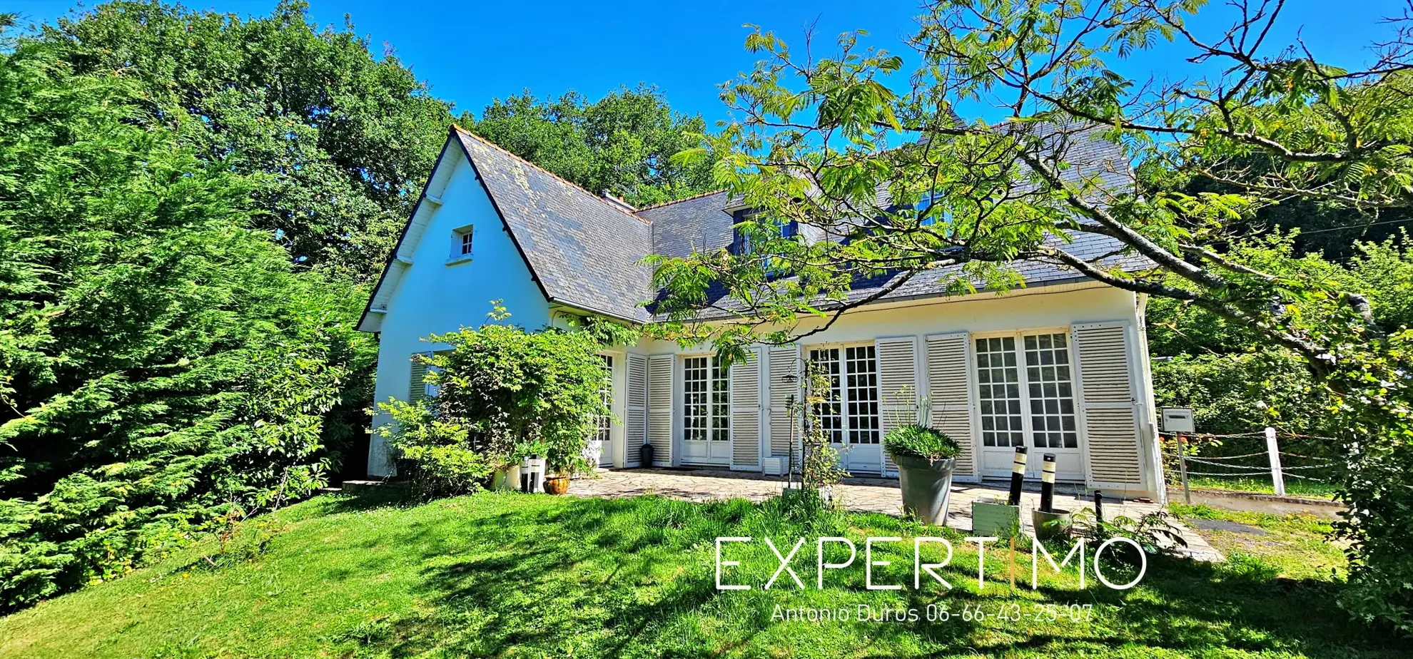 Maison familiale à rénover de 146 m² avec atelier et grand terrain à Lamballe-Armor