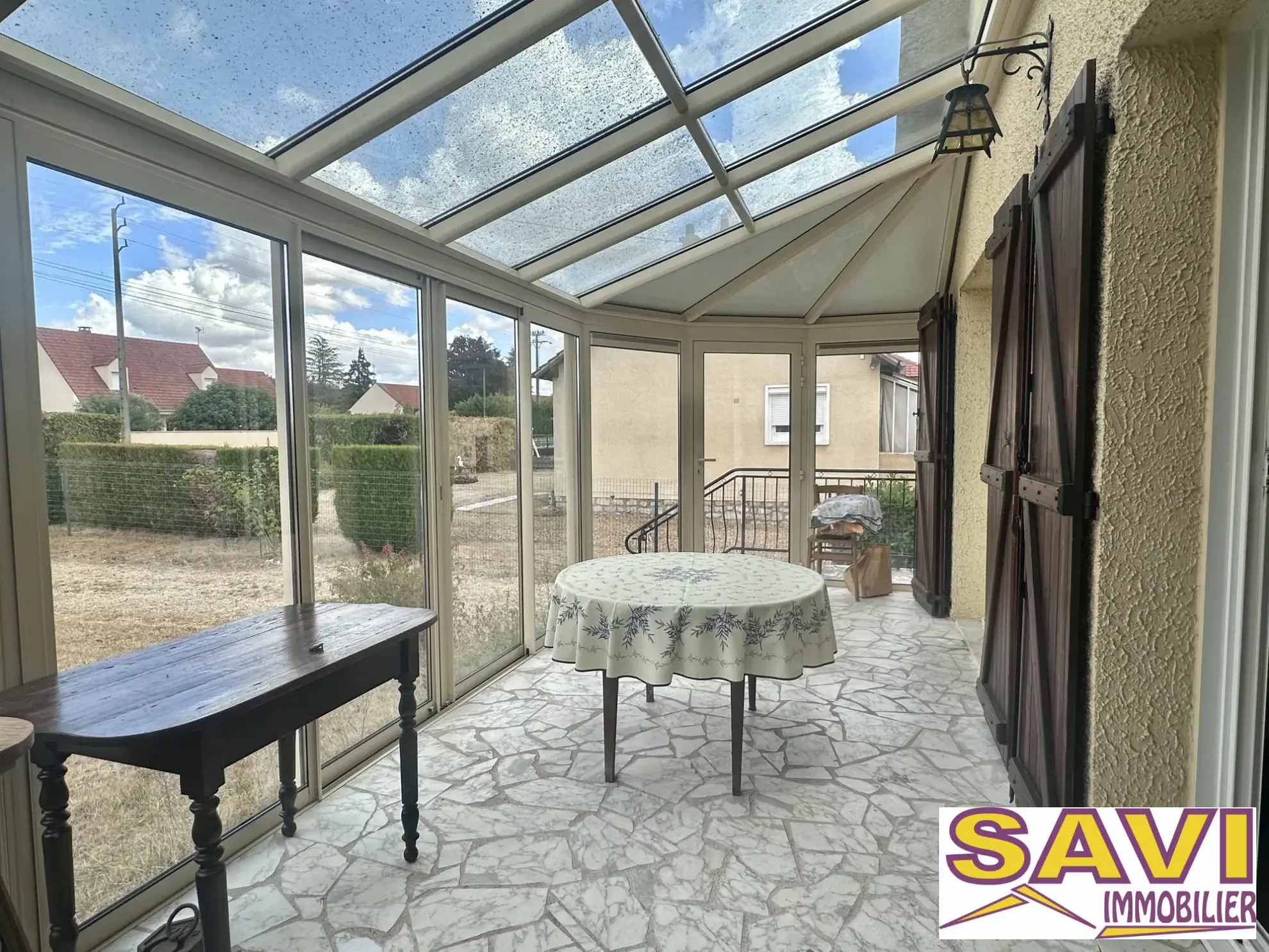 Véranda Maison à vendre à Fontenay-sur-Loing de 106 m² avec 4 chambres et jardin clos 