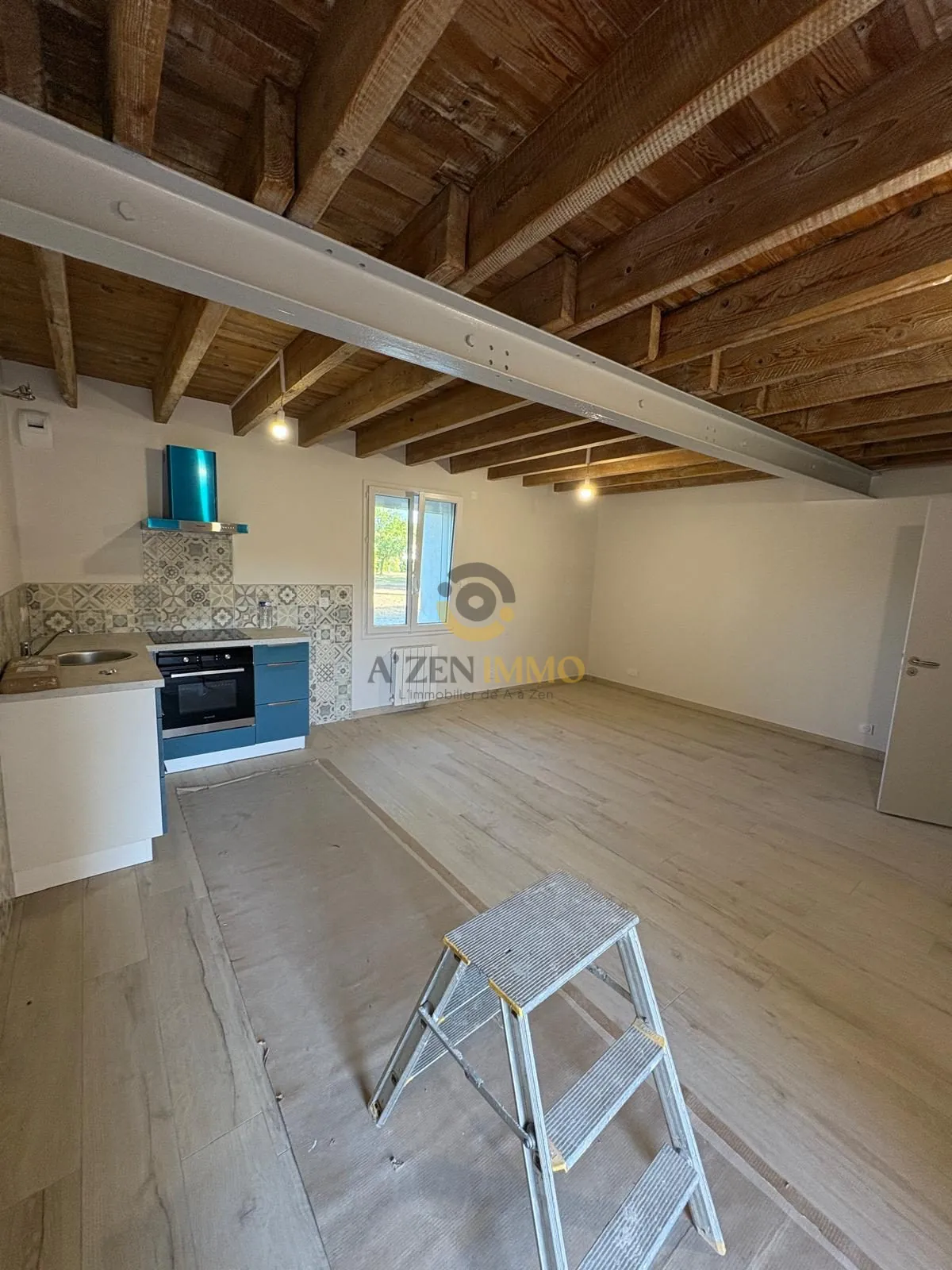 Belle maison 2 chambres rénovée à Bressuire avec terrasse