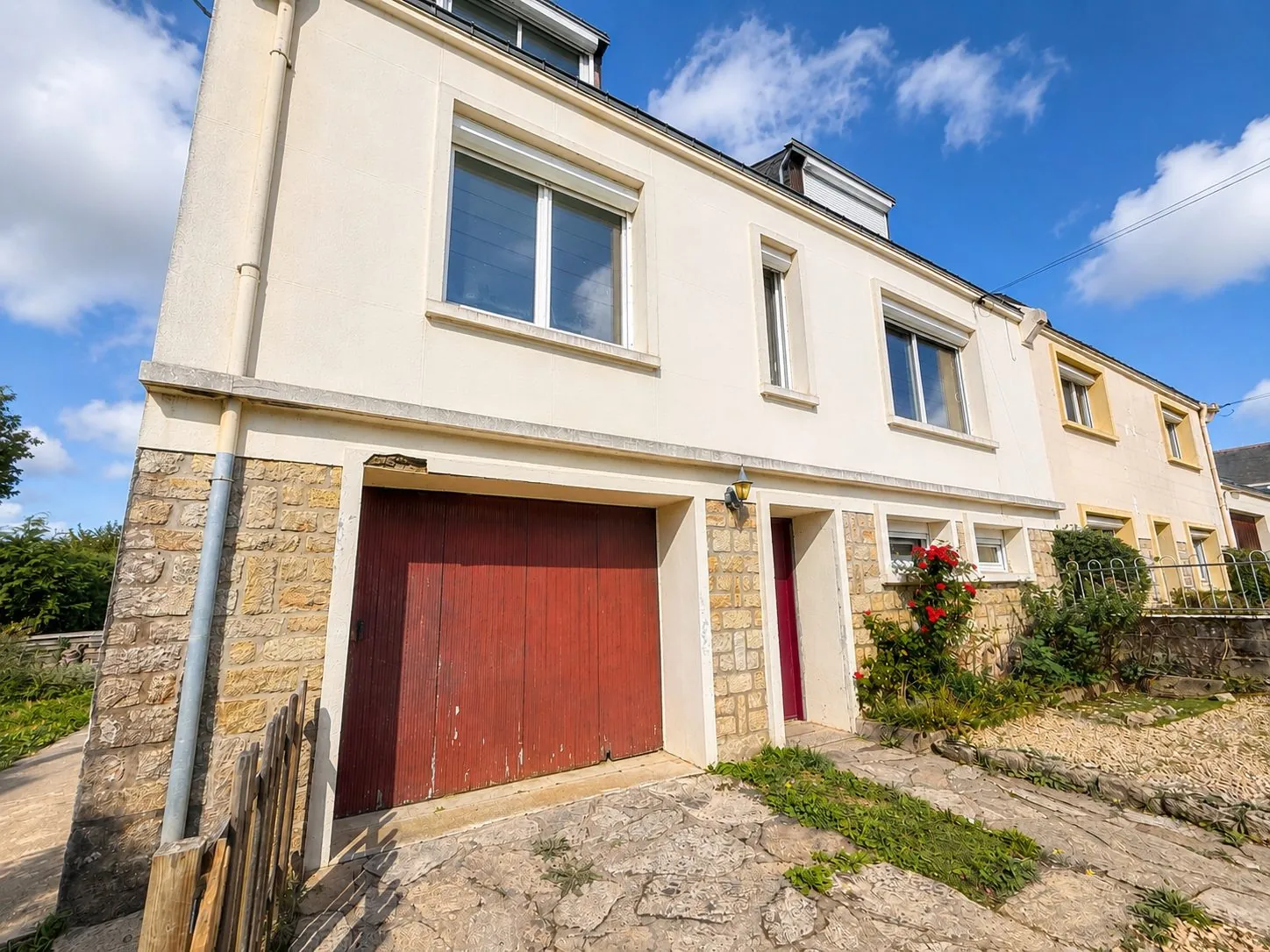 Maison à vendre à Baud avec grand potentiel et équipements récents