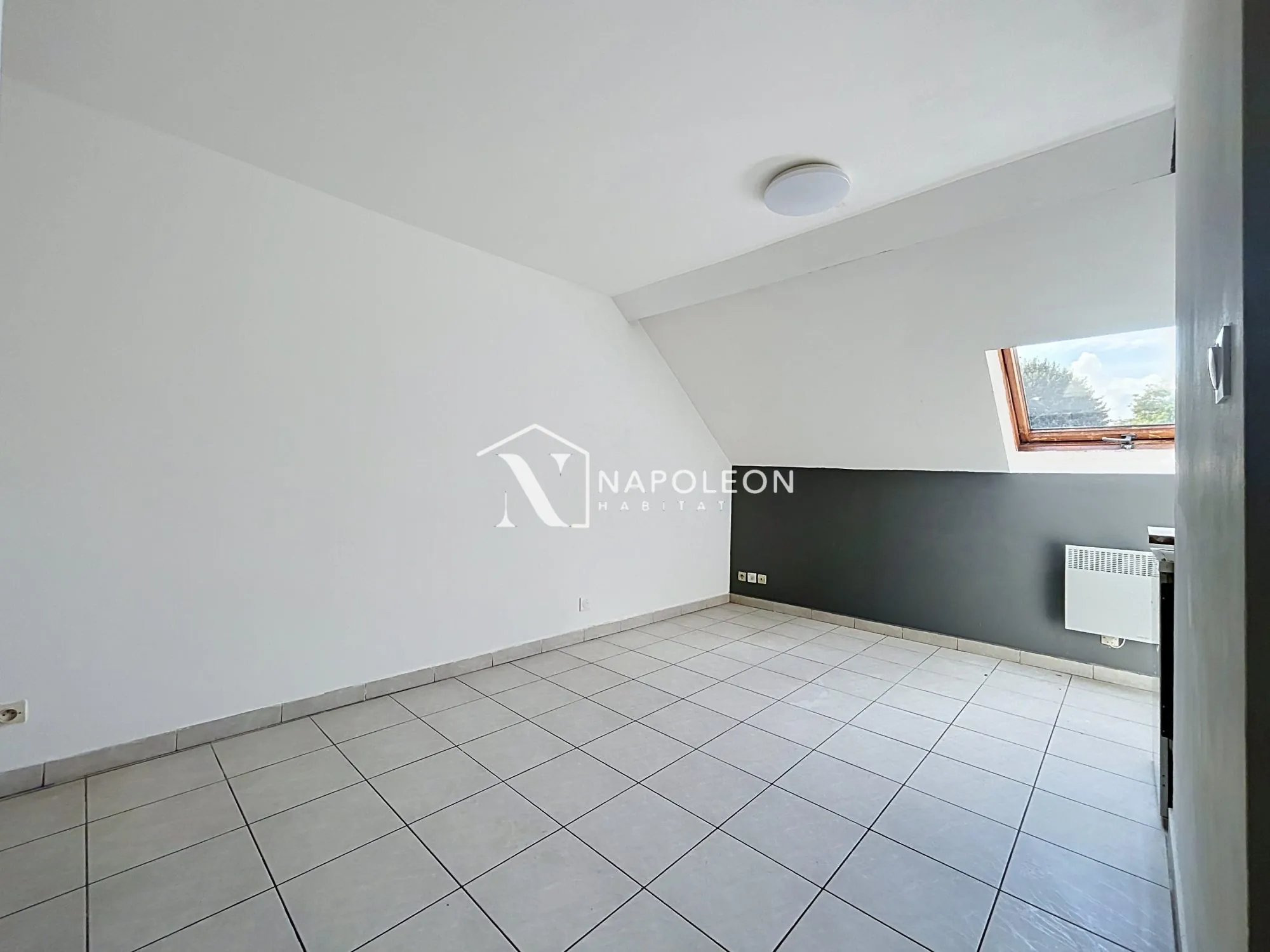 Appartement duplex à Famars proche université – Investissement idéal 