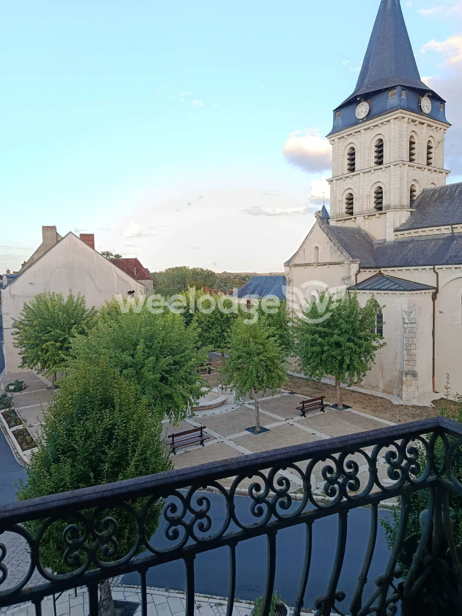 Appartement 2 chambres avec potentiel de rénovation à Saint-Gaultier