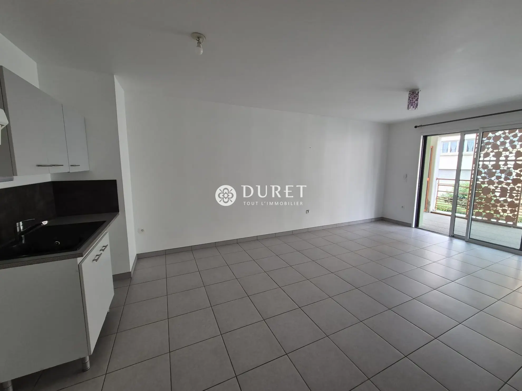Appartement 3 pièces avec terrasse et garage à La Roche-sur-Yon