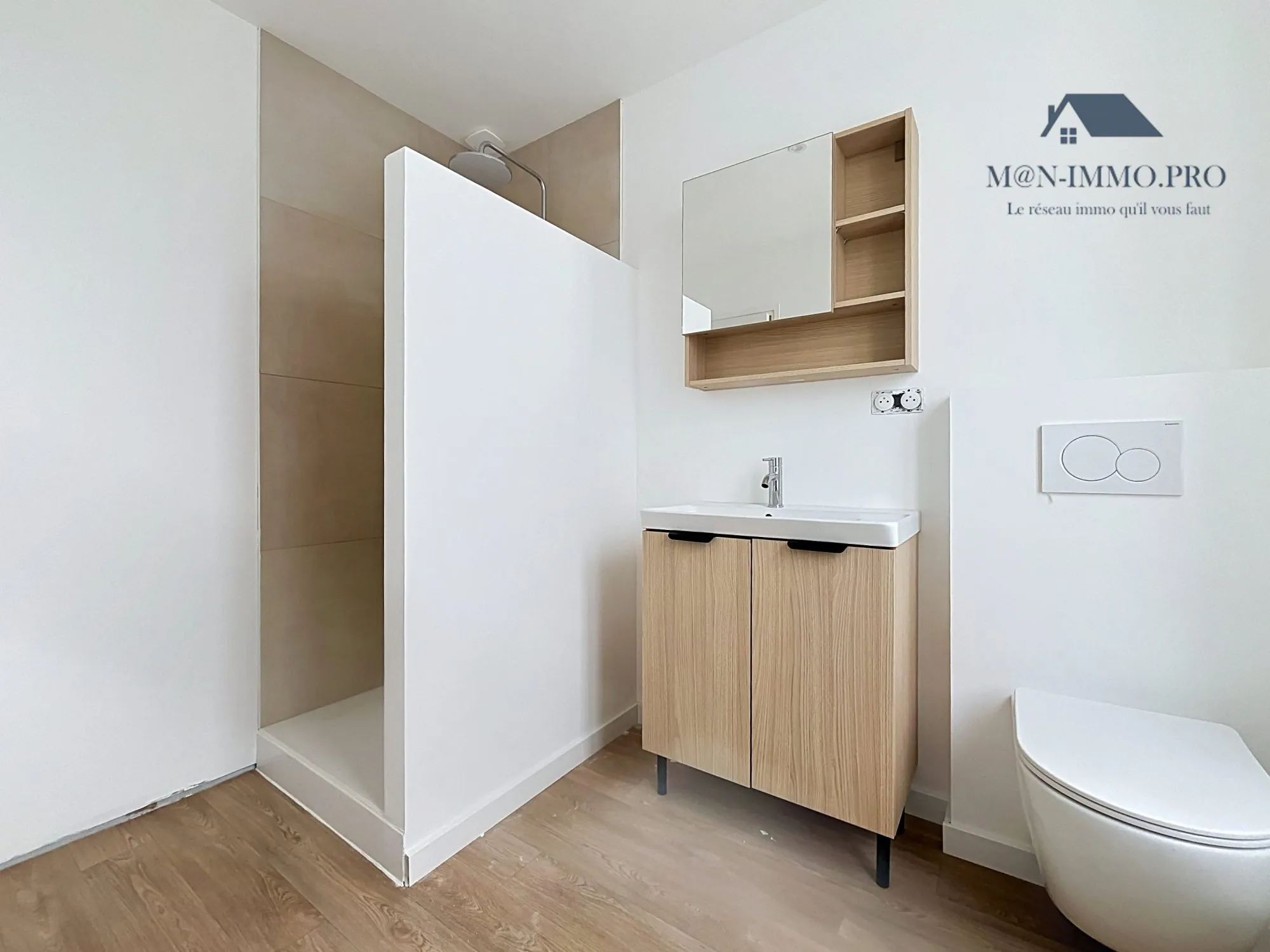 Maison 1930 entièrement rénovée avec toiture neuve à Armentières
