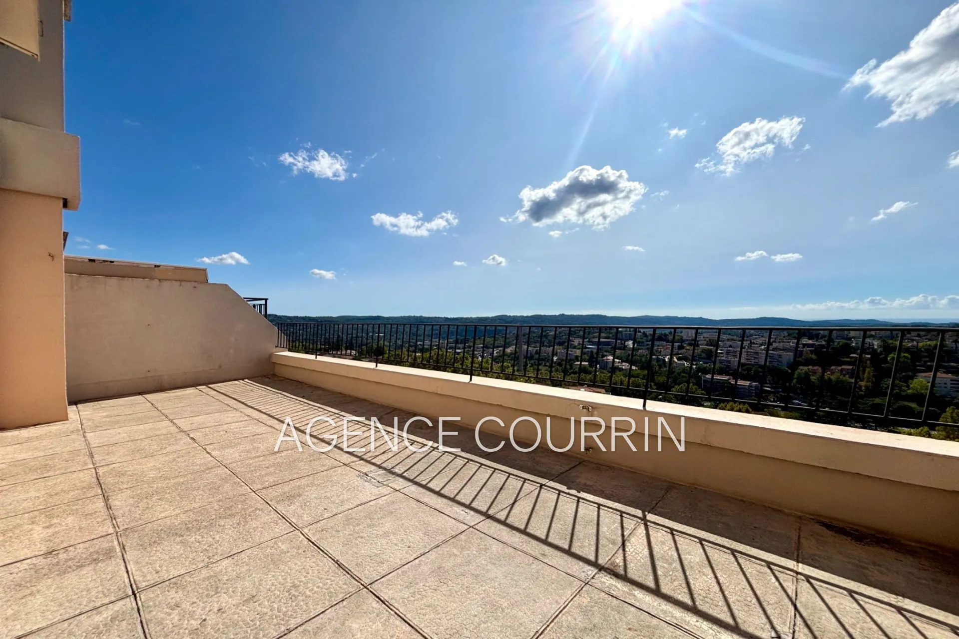 Achat appartement 2 pièces avec terrasse à Grasse, vue imprenable