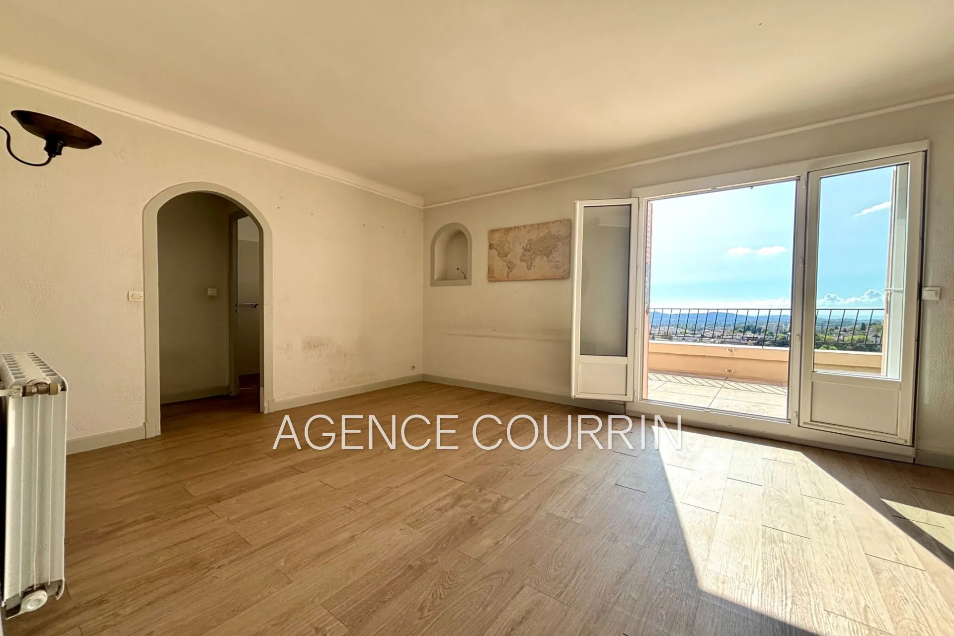 Achat appartement 2 pièces avec terrasse à Grasse, vue imprenable 