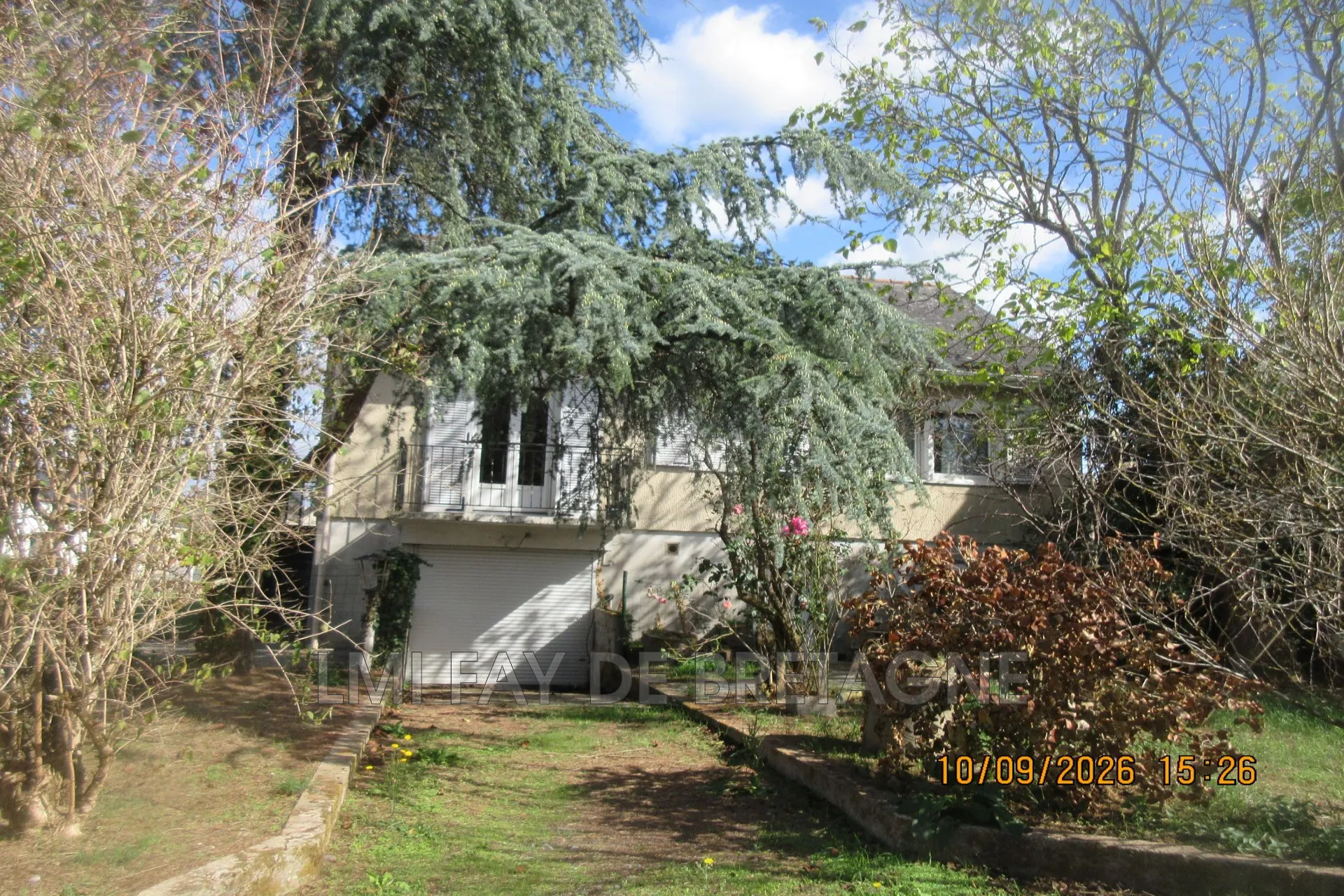 Maison à rénover avec 5 chambres et jardin à Le Temple-de-Bretagne