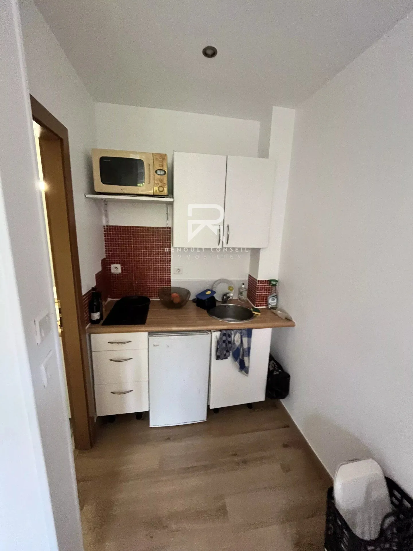 Studio de 14 m² avec parking et terrasse à Rouen - Investissement locatif