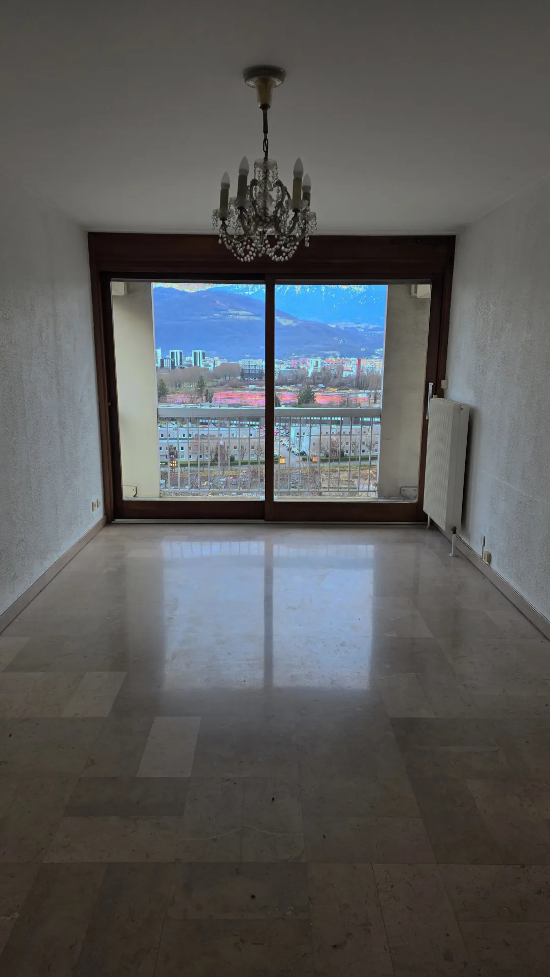 Appartement T2 bis à vendre avec vue sur massifs à Grenoble