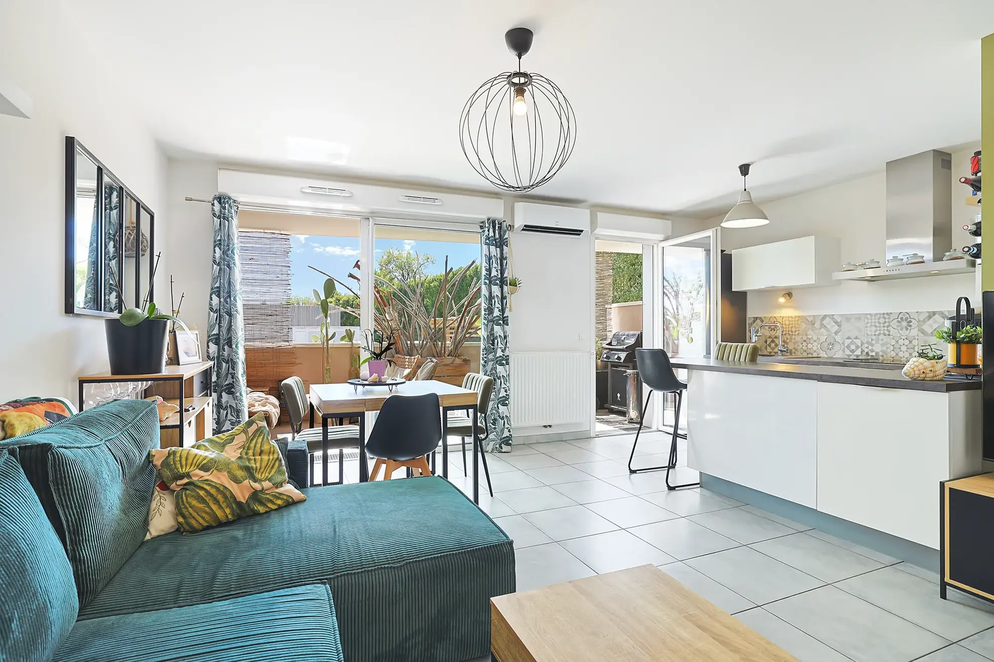 Appartement T3 récent avec terrasse et garage à La Farlède