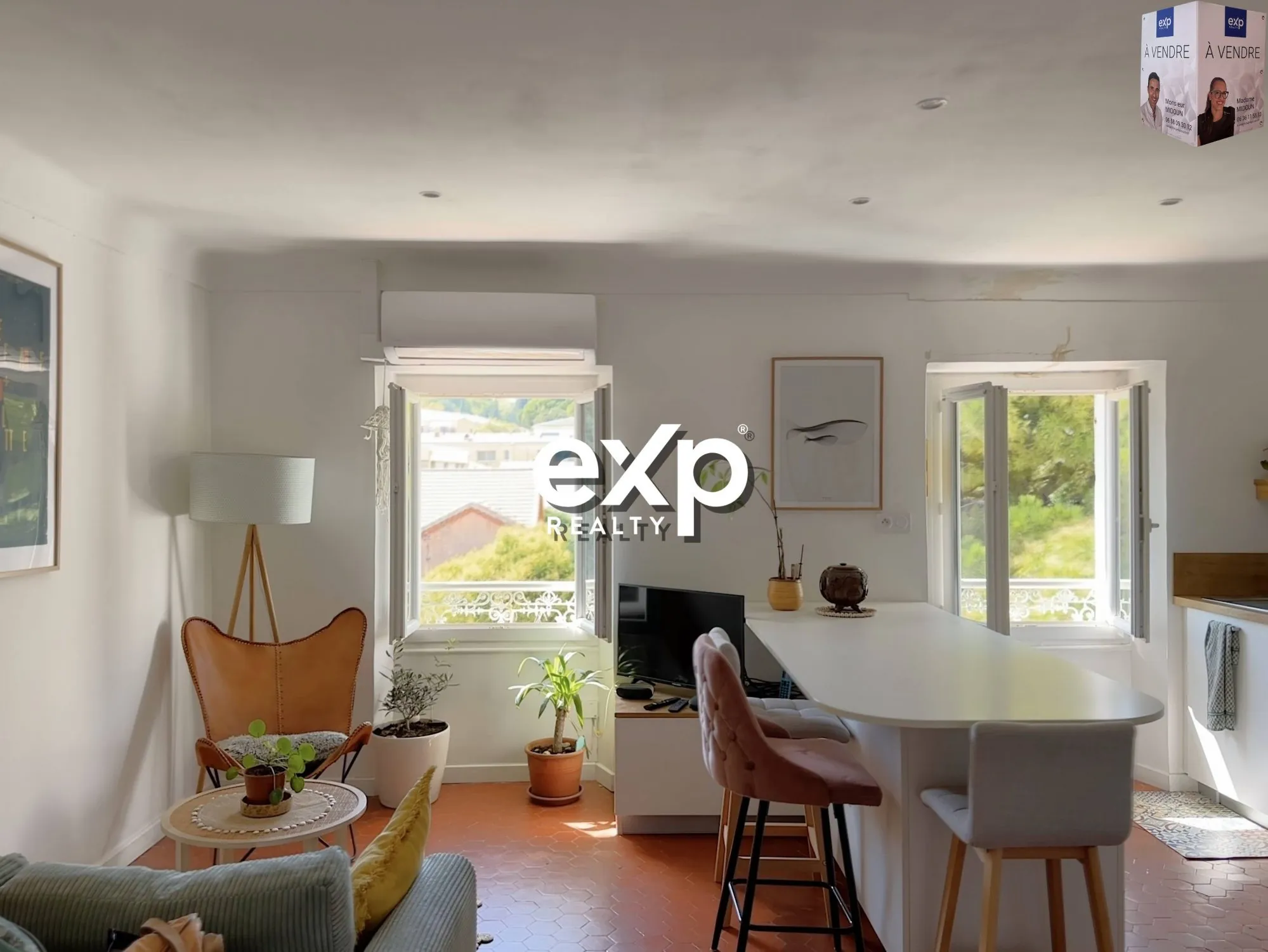Appartement T3 rénové en dernier étage à Ollioules proche commerces