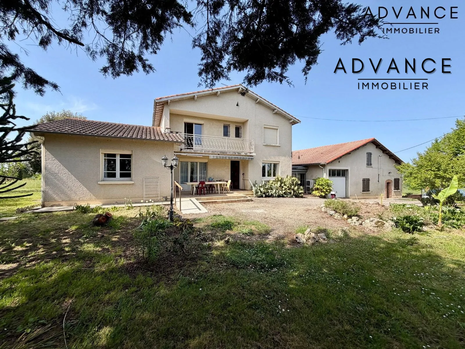 Grande maison familiale de 170 m² à Mirabel avec dépendance et jardin