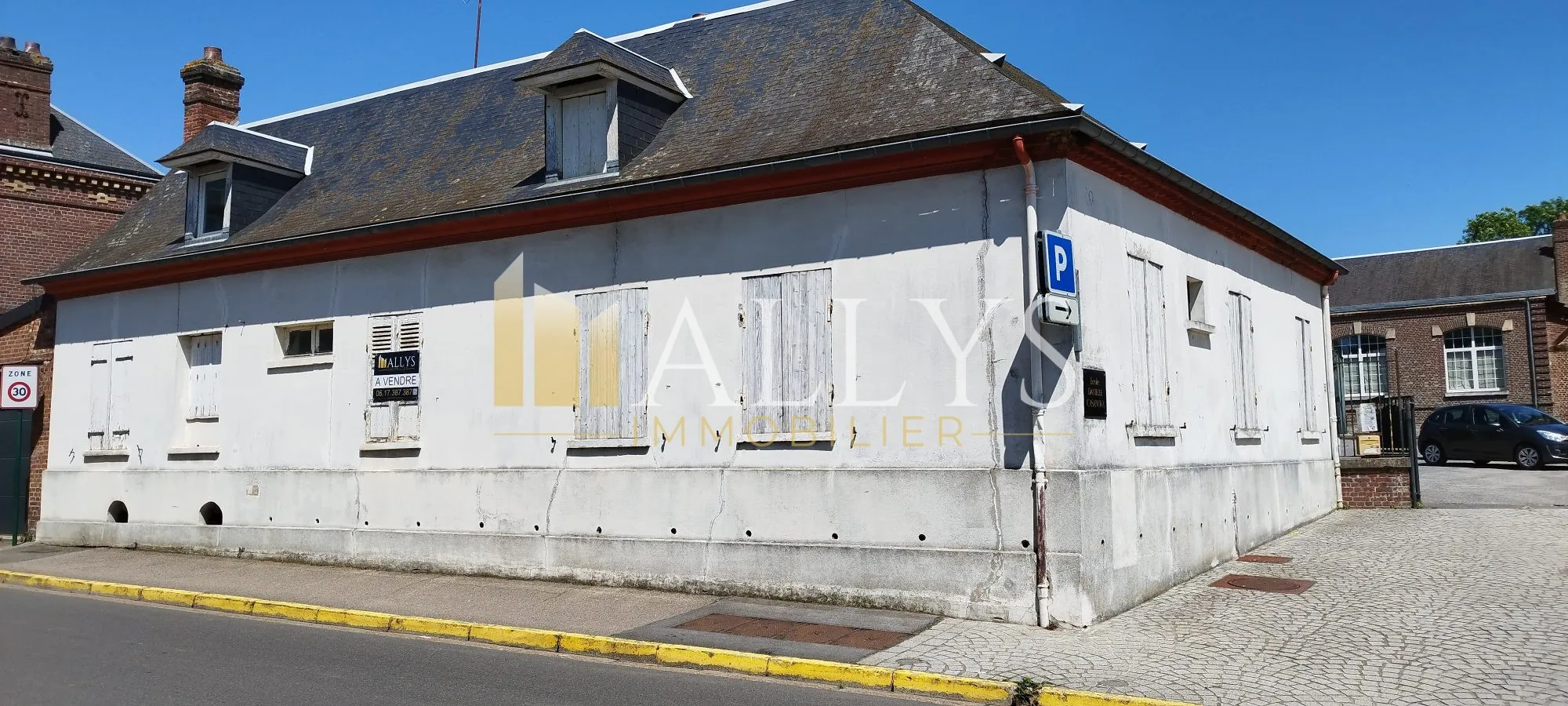 Maison 4 pièces à rénover au centre-ville de Sérifontaine