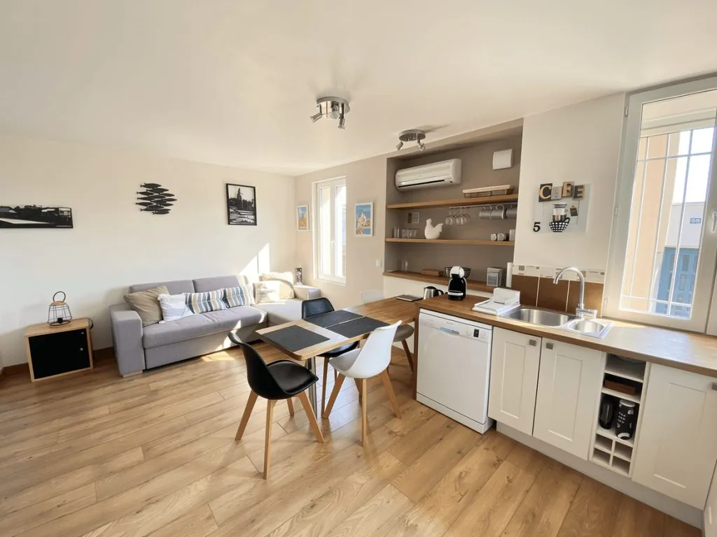 Studio rénové de 37 m² à Port-Vendres, idéal investissement locatif