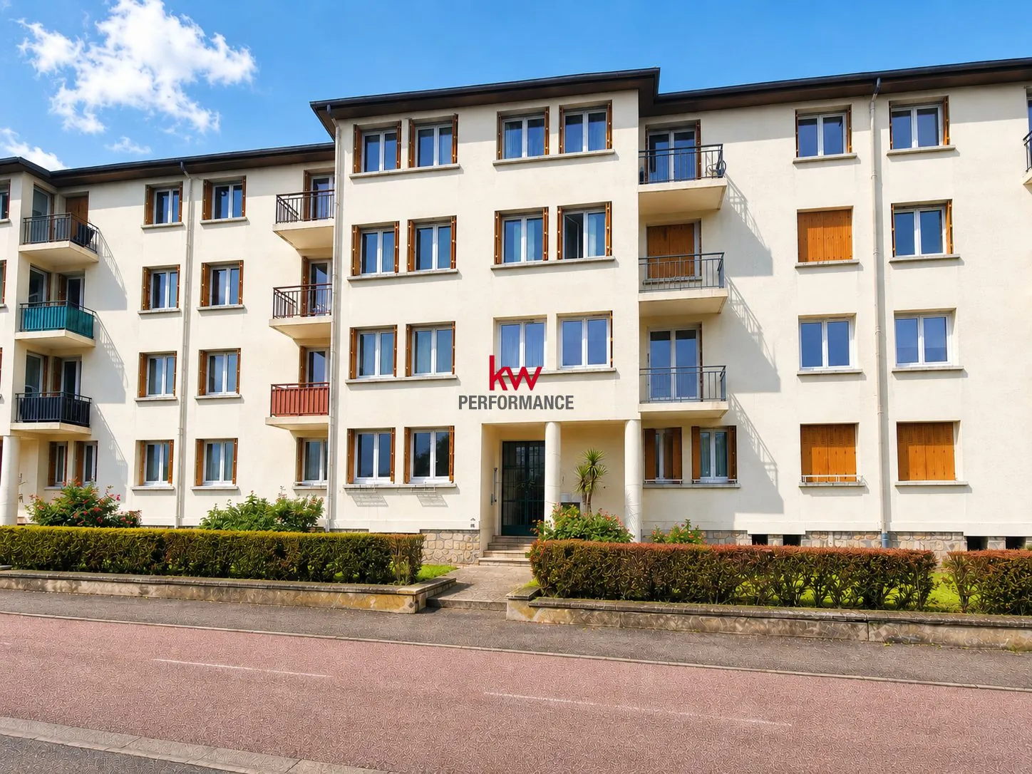 Appartement 4 pièces avec parking, cave et travaux de rénovation à Montmorency
