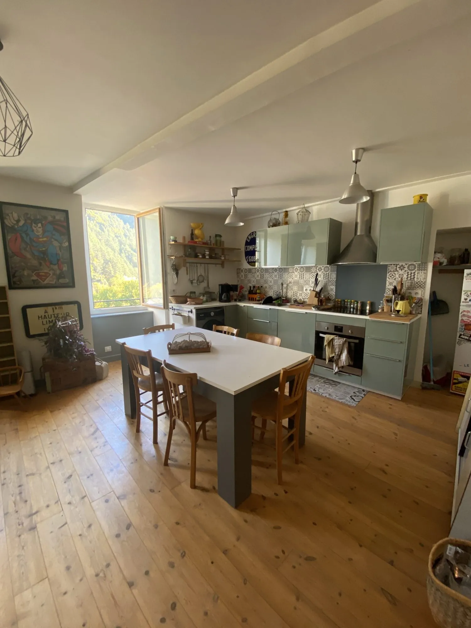 Au cœur de Châtillon-en-Diois, appartement T2/T3 et studio avec vue dégagée