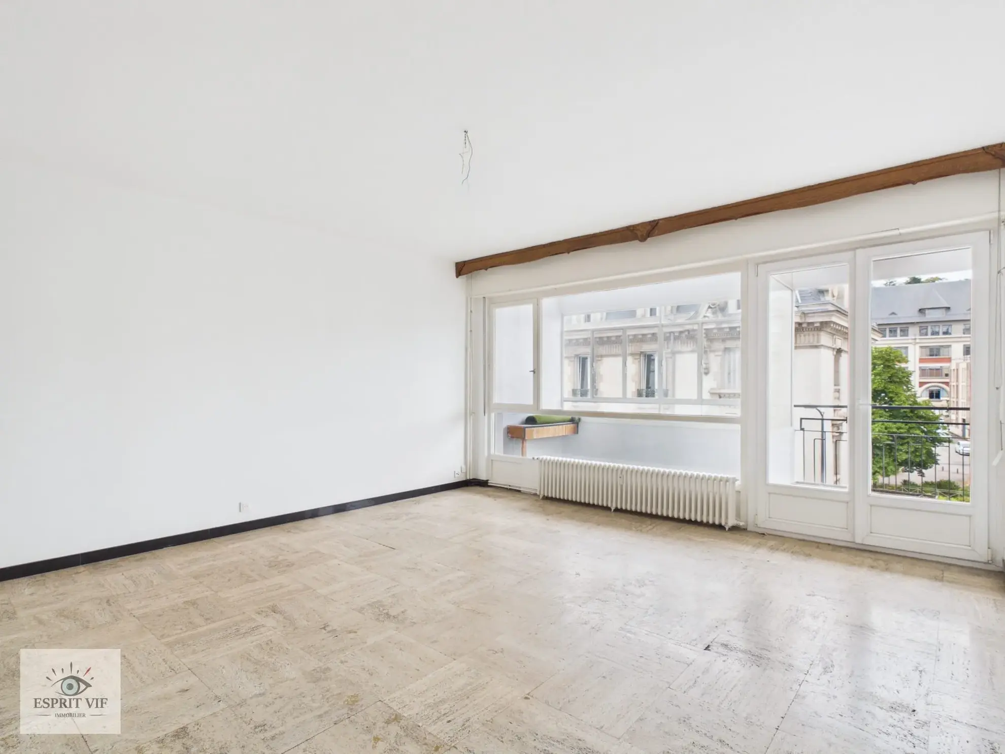 Bel appartement de 111 m² au centre d'Épinal avec balcon, parking, ascenseur
