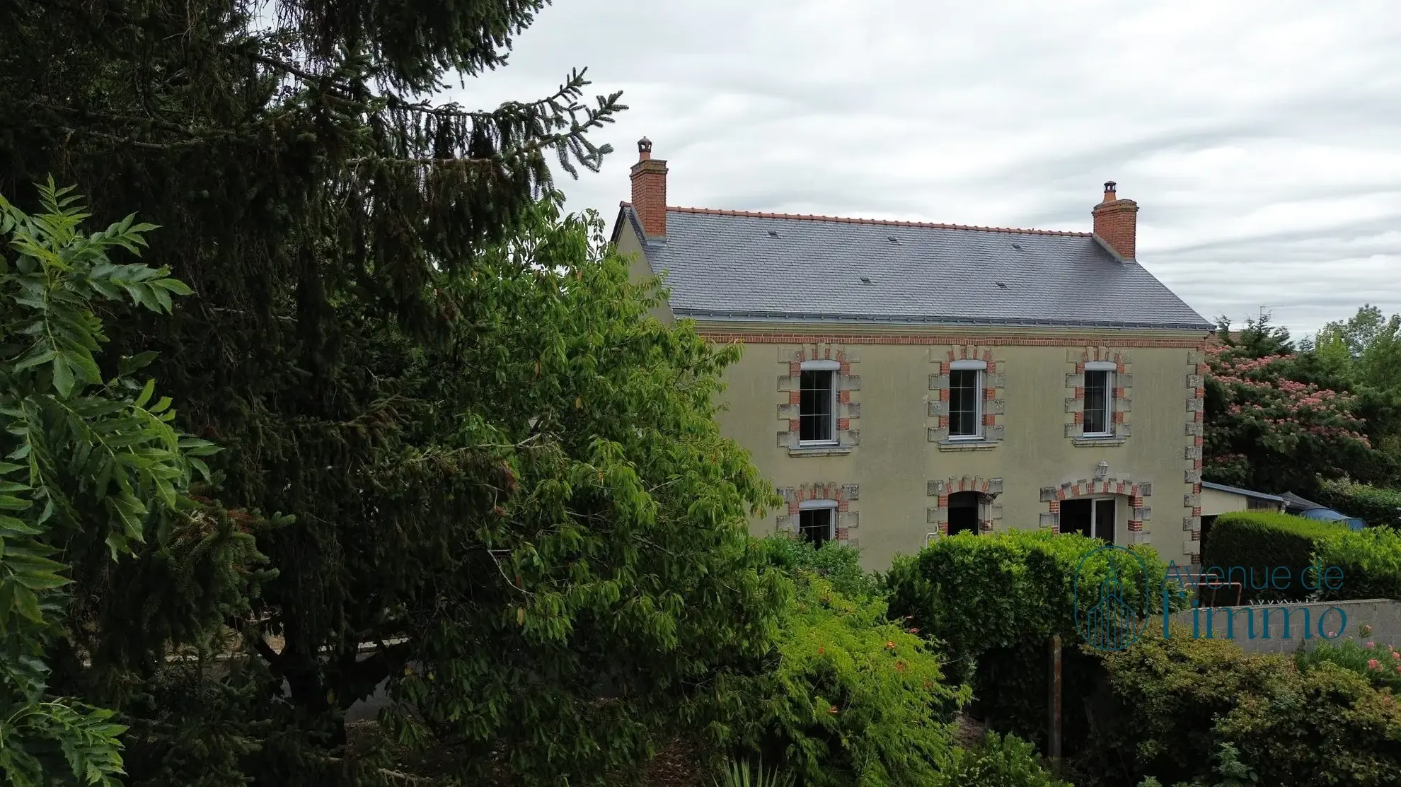 Maison à vendre à Lys-Haut-Layon - 176 m² avec jardin arboré