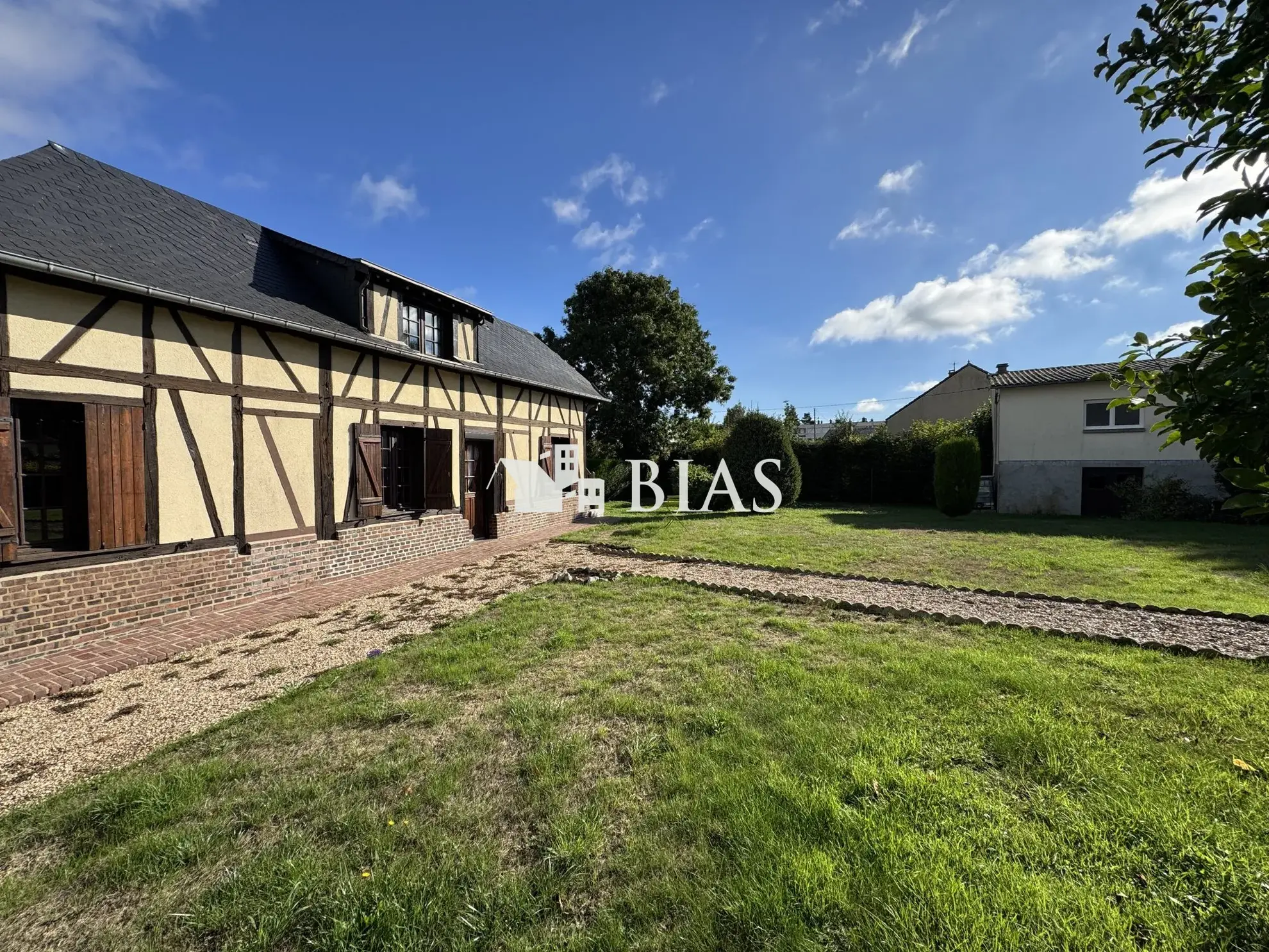 Maison normande de 81 m² avec annexe à Bourg-Achard - Opportunité à saisir