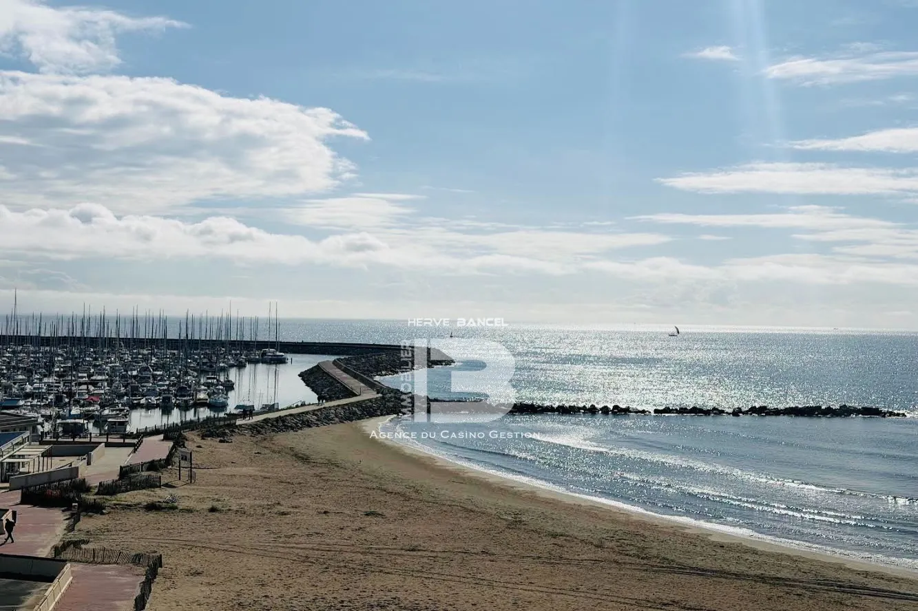 Studio en vente à Palavas-les-Flots avec vue mer, dernier étage, terrasse