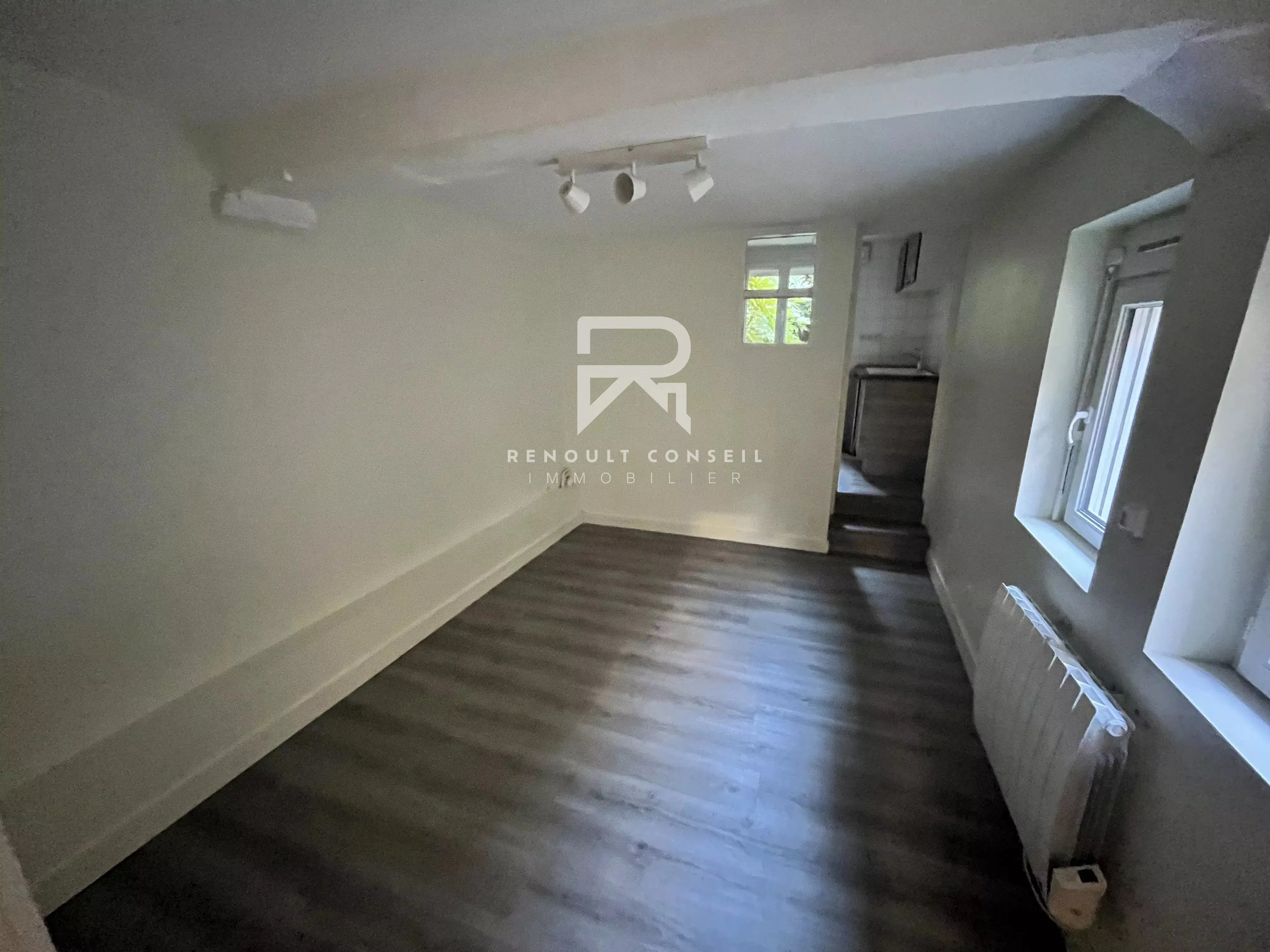 Charmant T1 de 19 m² avec terrasse et jardin à Rouen Saint Nicaise
