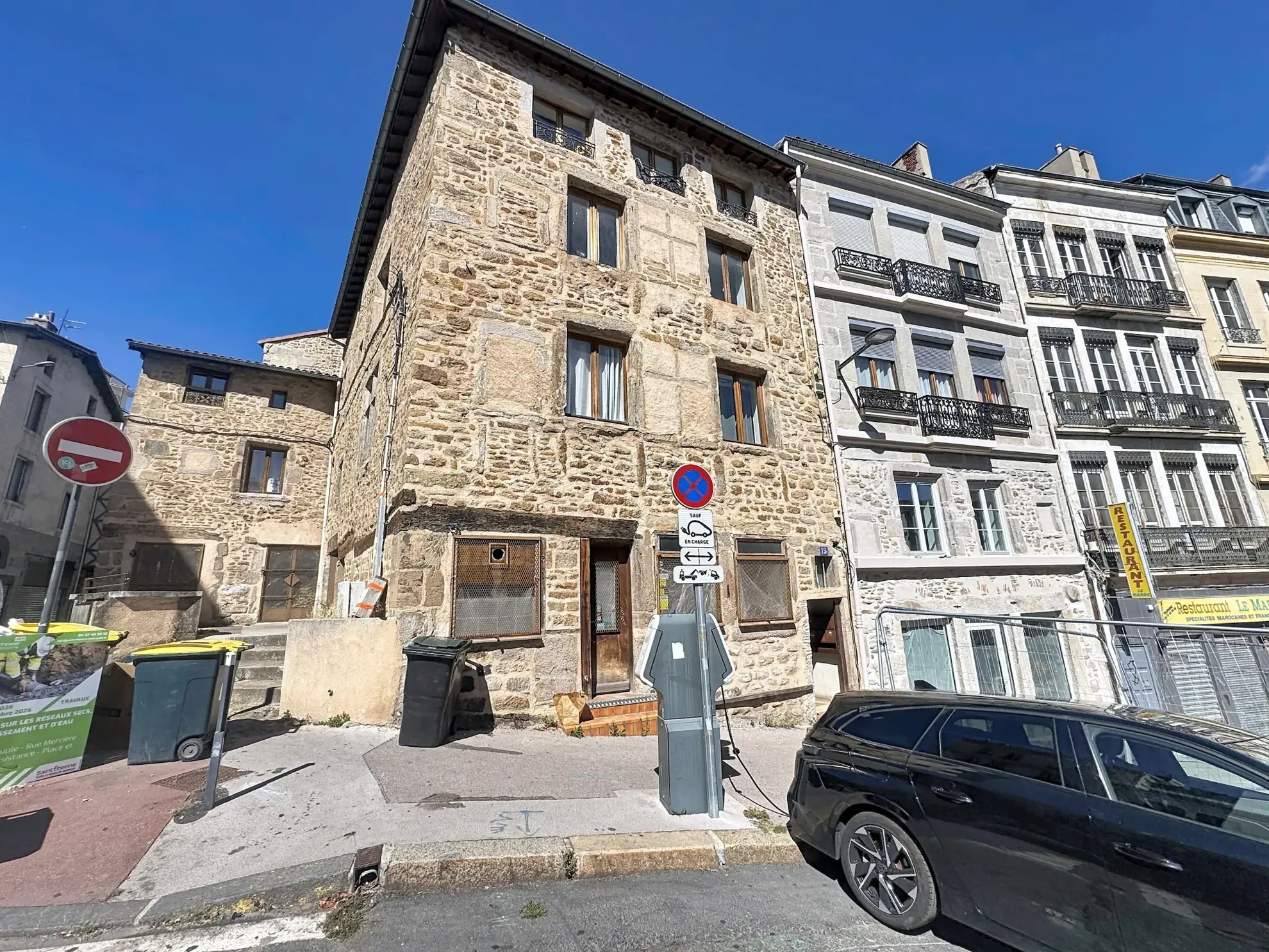 Local commercial à vendre de 161 m² à Saint-Étienne, centre-ville, à rénover