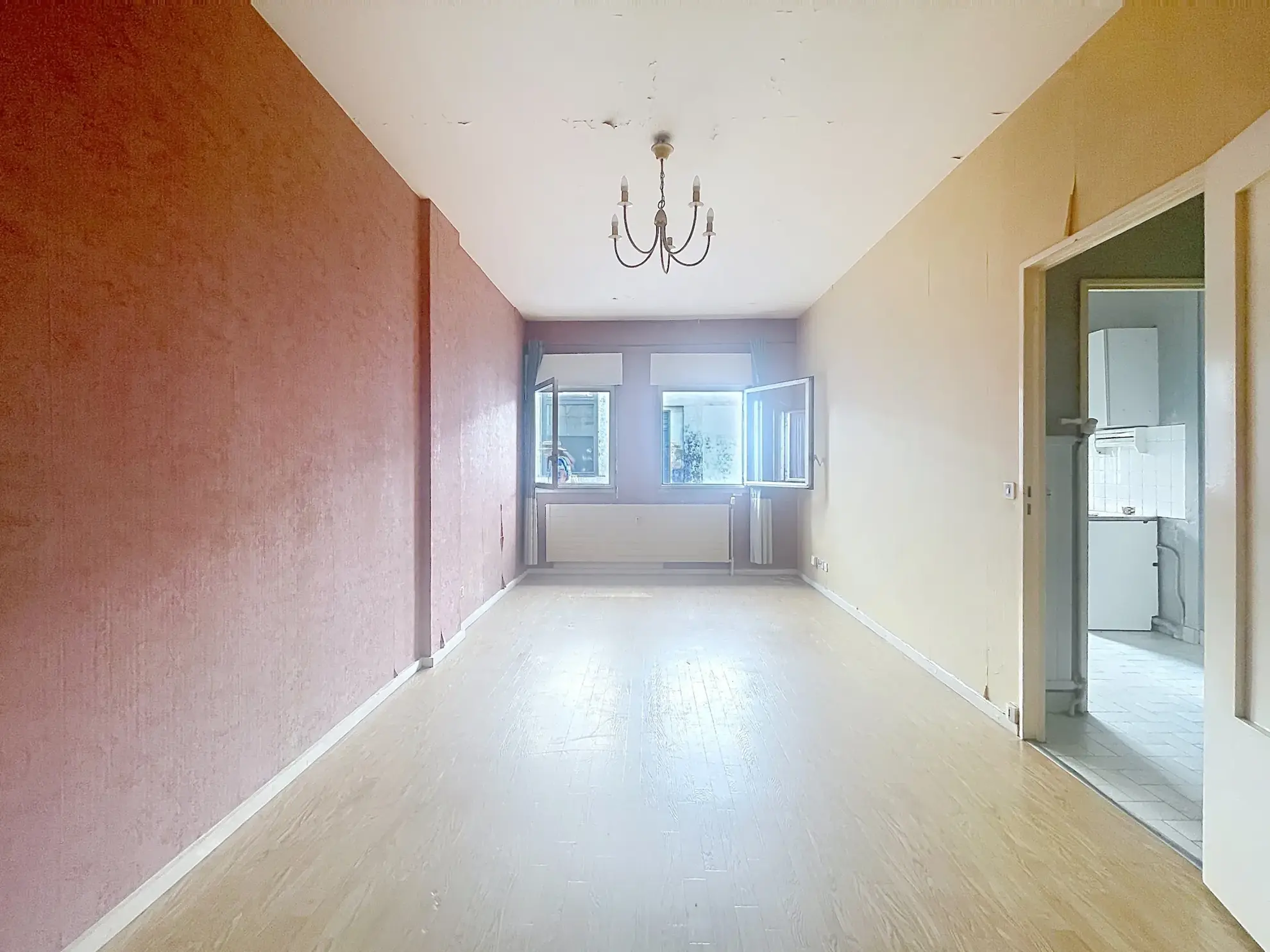 Appartement T1 à rénover en plein centre-ville de Saint-Étienne