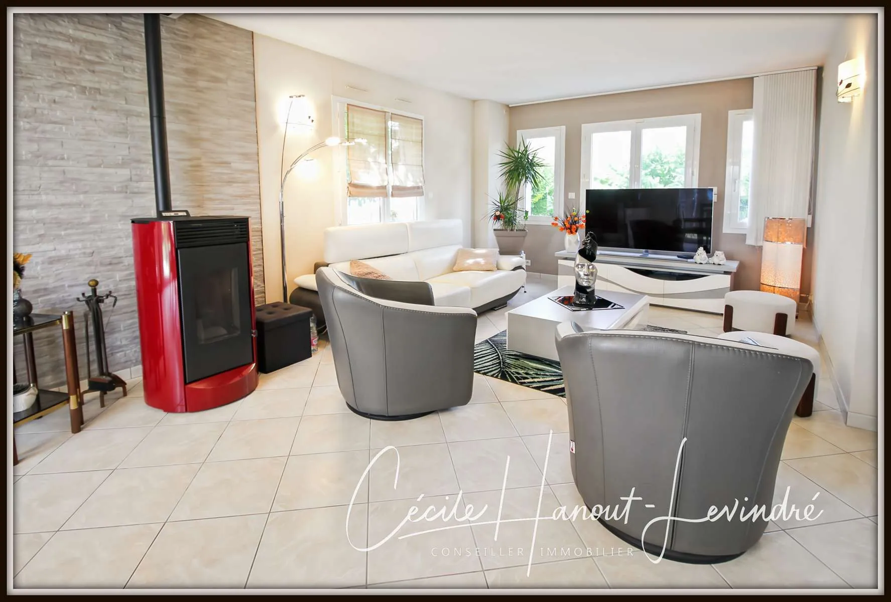 Maison de 130 m² avec 4 chambres, garage et grand jardin à Pleine-Fougères