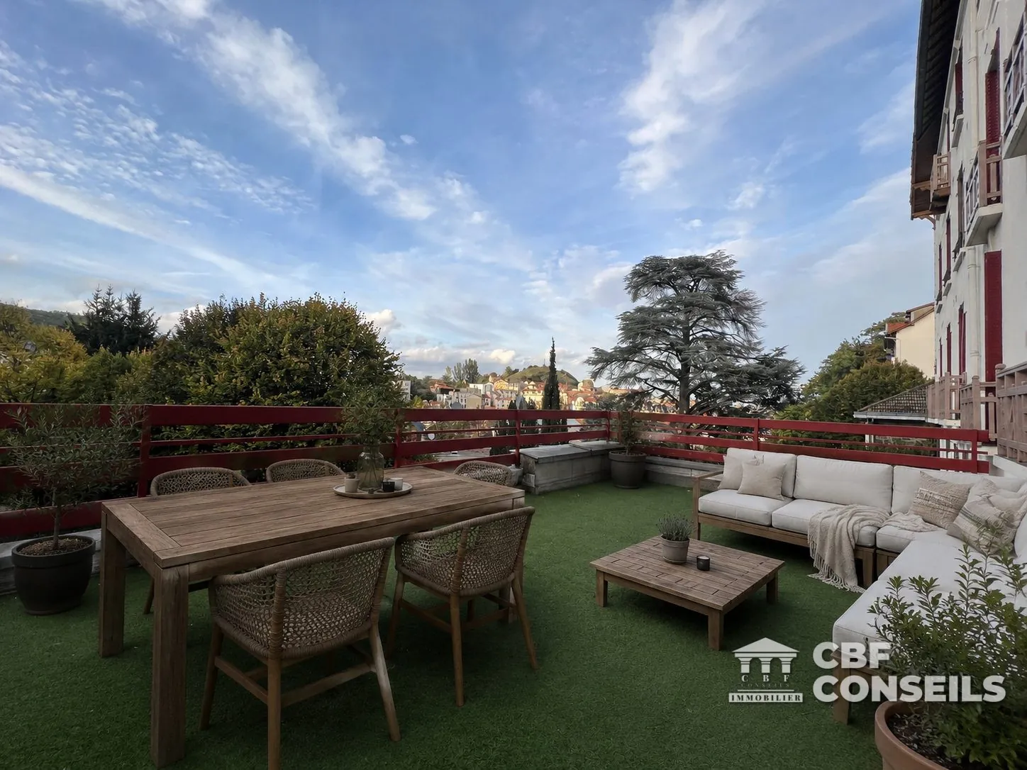 Superbe appartement T2 avec grande terrasse à Châtel-Guyon - Résidence avec ascenseur