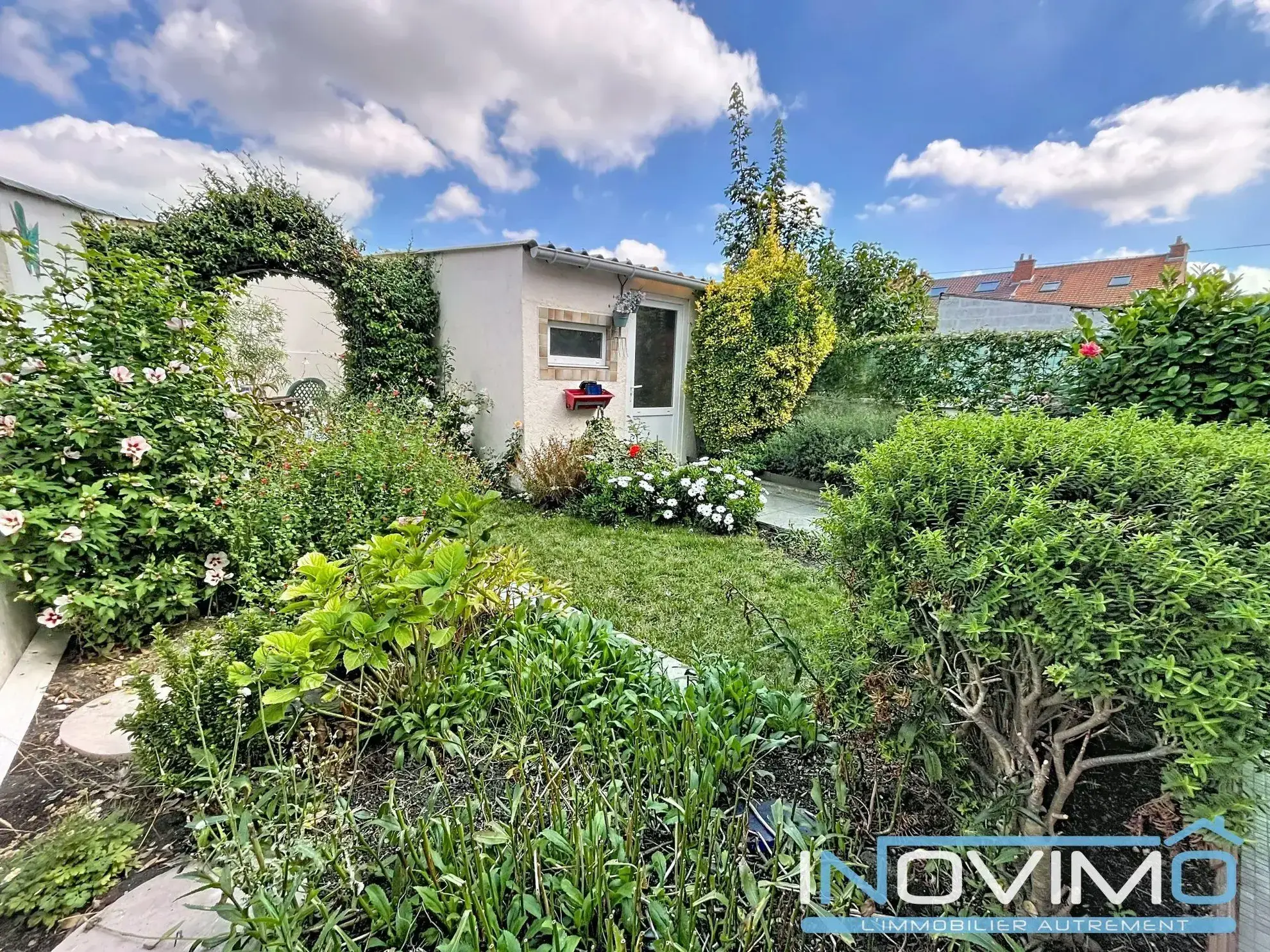 Maison à vendre à Coudekerque-Branche avec jardin et garage