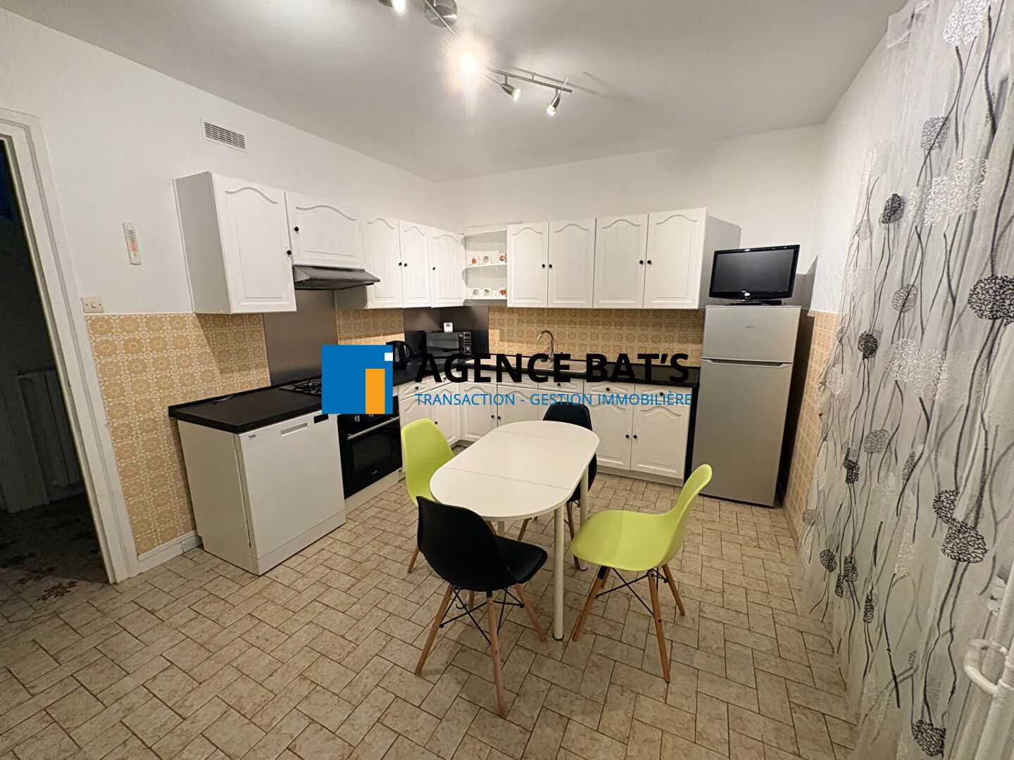 Maison des mines rénovée avec jardin et garage à Roche la Molière