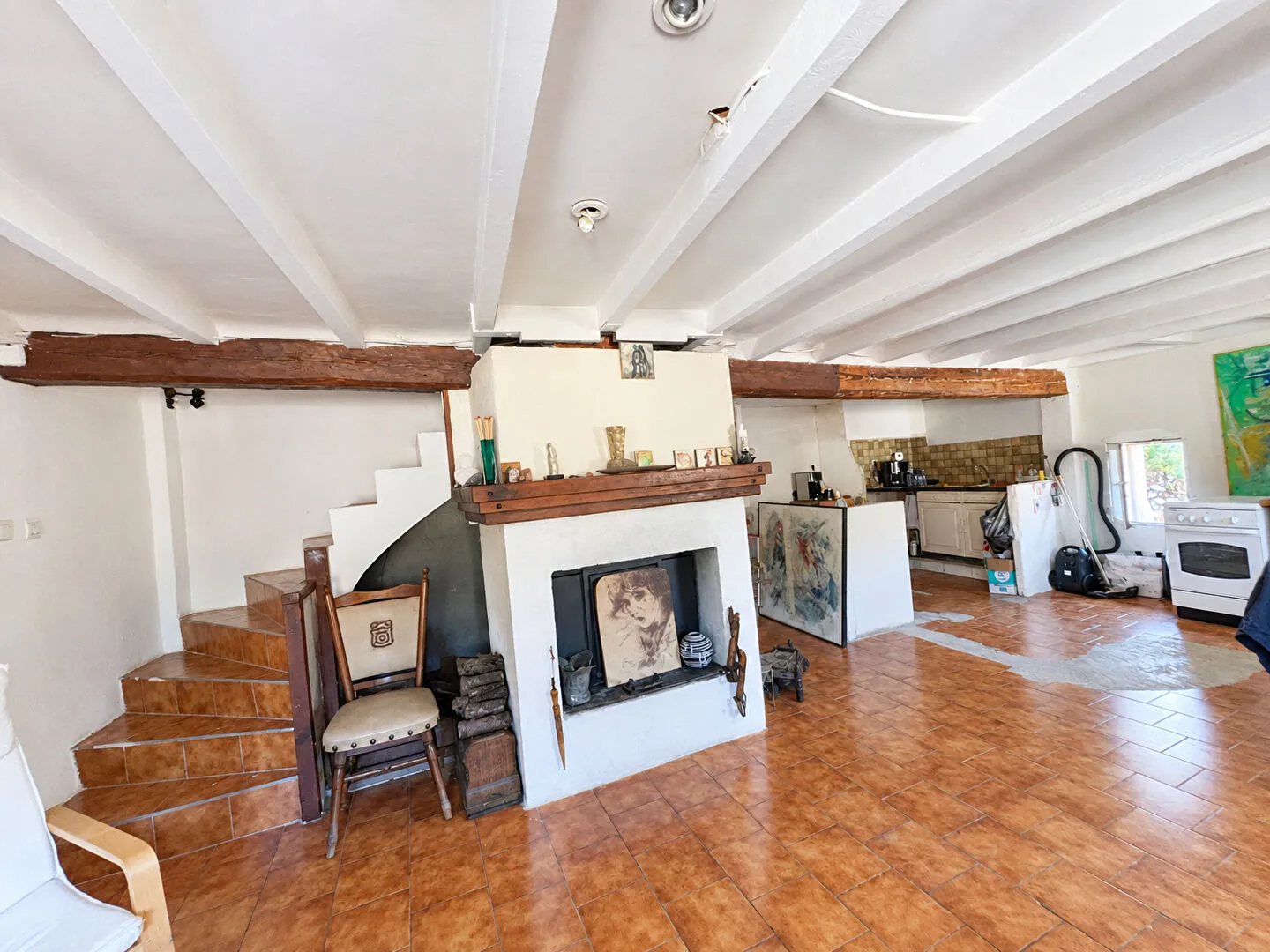 Charmante maison en pierres avec terrain à Saint Julien en Beauchêne