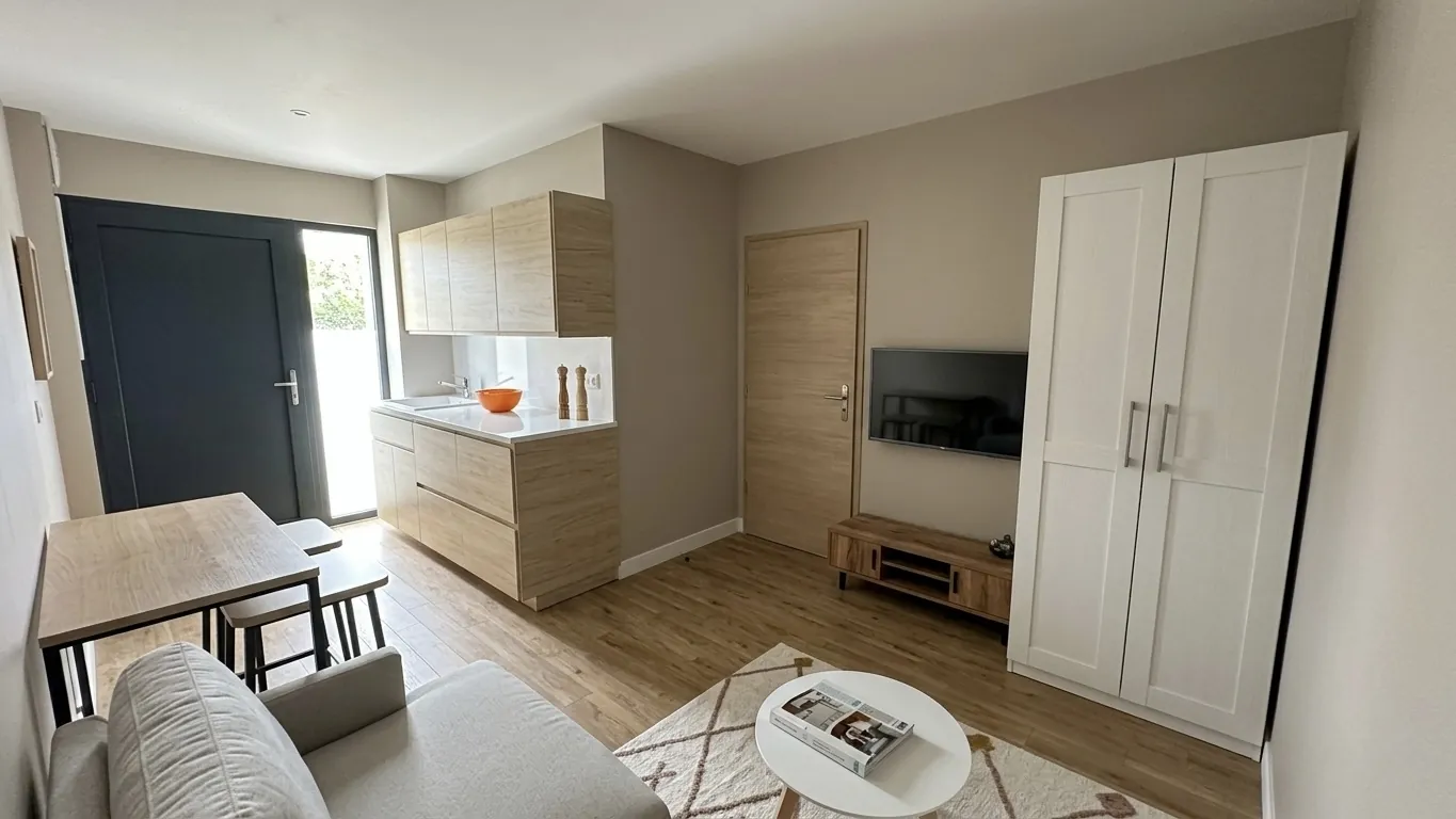 Appartement T2 à rénover de 23 m² à Lyon 8e, opportunité d'investissement