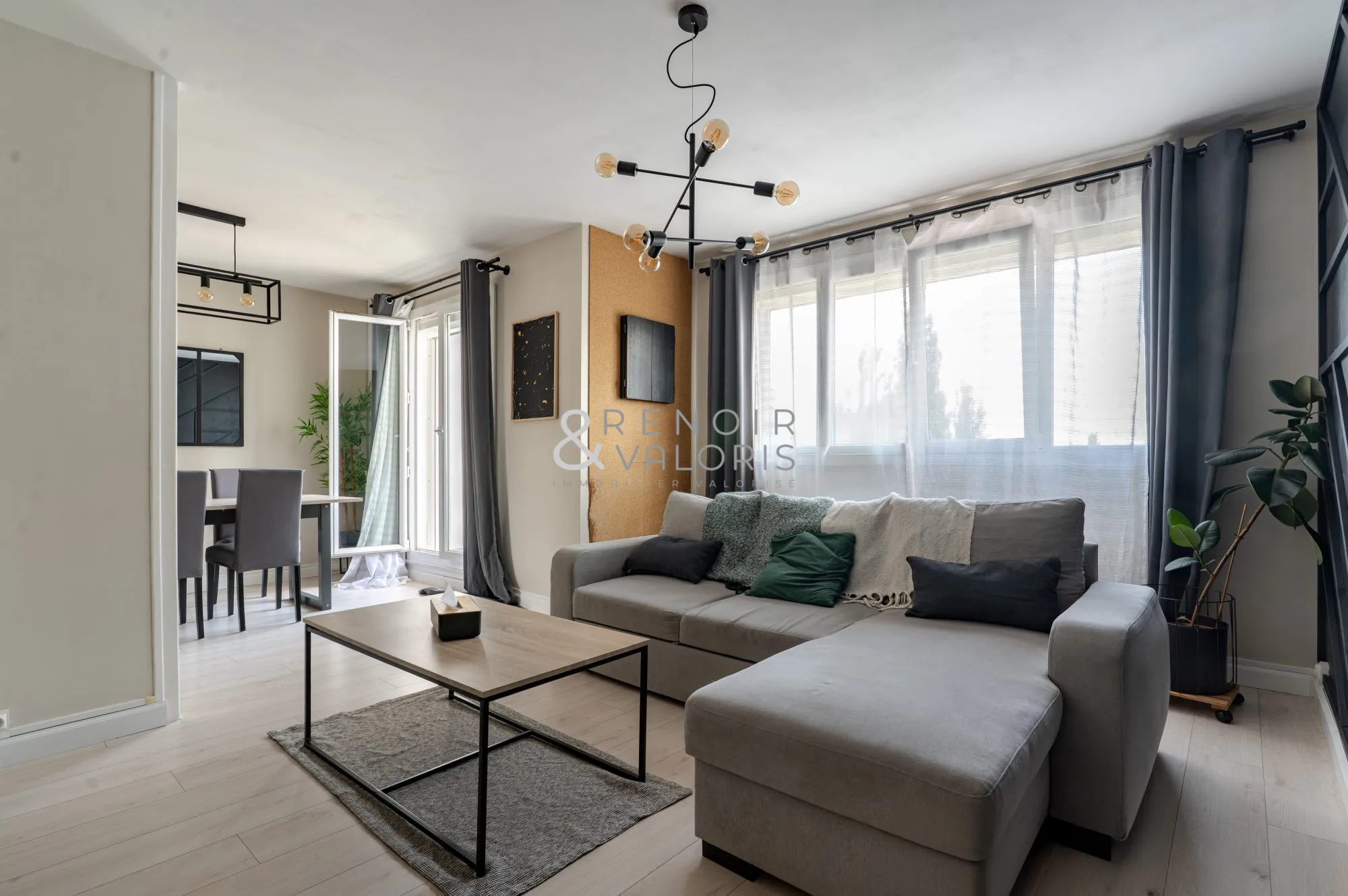 Bel appartement 4 pièces avec balcons et garage à Saint-Max
