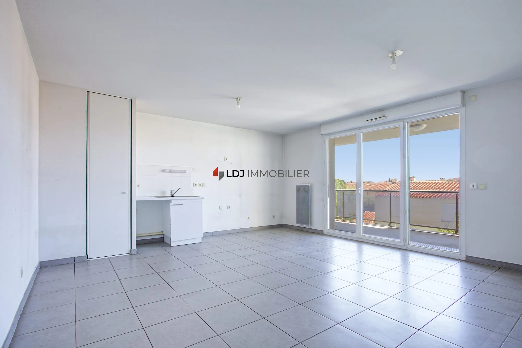 Appartement T3 lumineux avec terrasse, parking et ascenseur à Perpignan