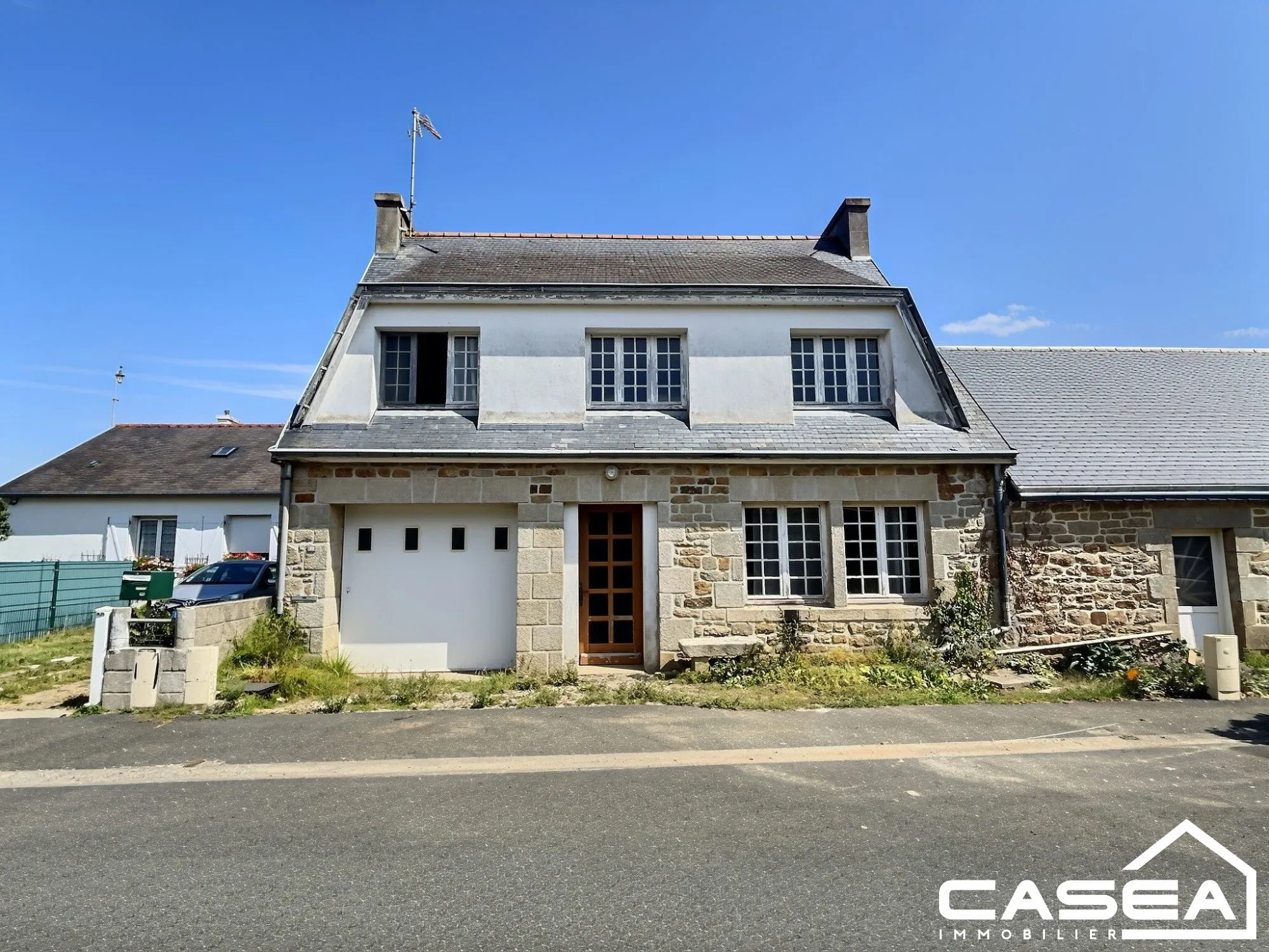 Belle maison en pierre à rénover à Pont l'Abbé - 125 m²