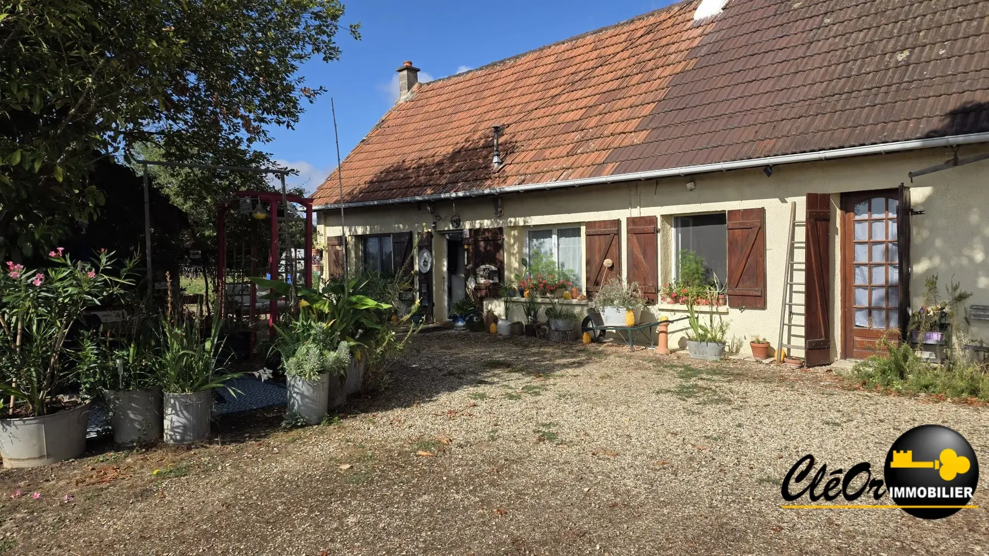 Investissement locatif : Maison de plain-pied louée avec terrain à Saint-Bonnet-en-Bresse