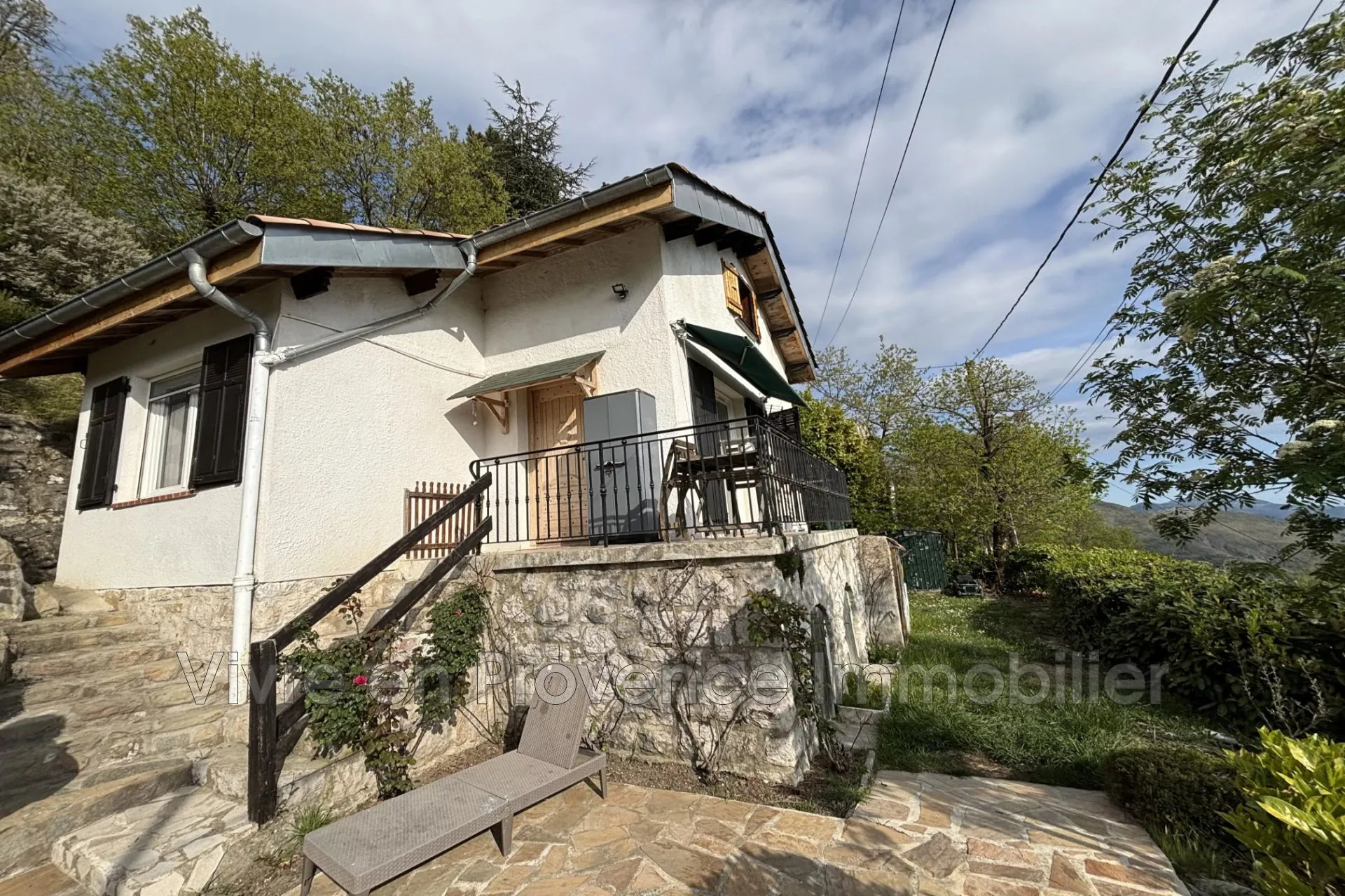 Maison 4 pièces à Luceram avec vue mer et montagne - Calme et authenticité