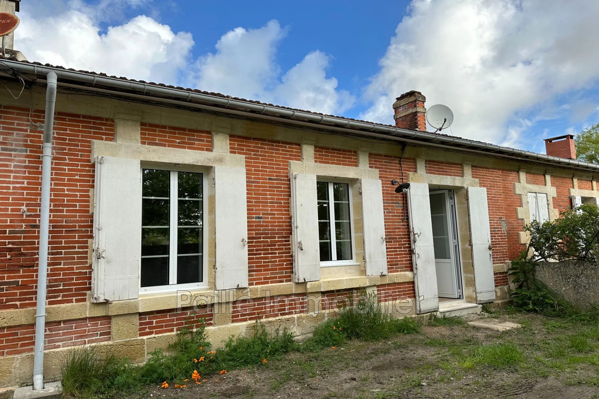 Magnifique maison à vendre à Talaise de 3 pièces avec jardin et terrasse