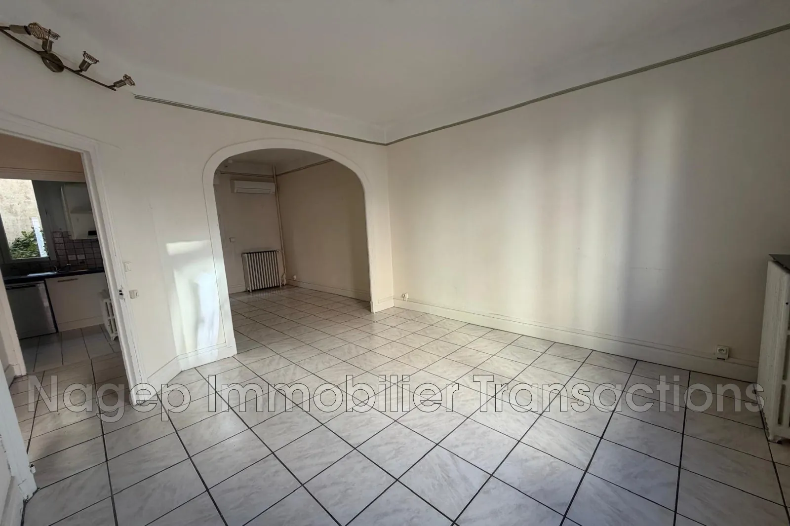 Maison à Vendre dans le Quartier de France à Vichy, 3 Chambres, Spacieuse et Fonctionnelle