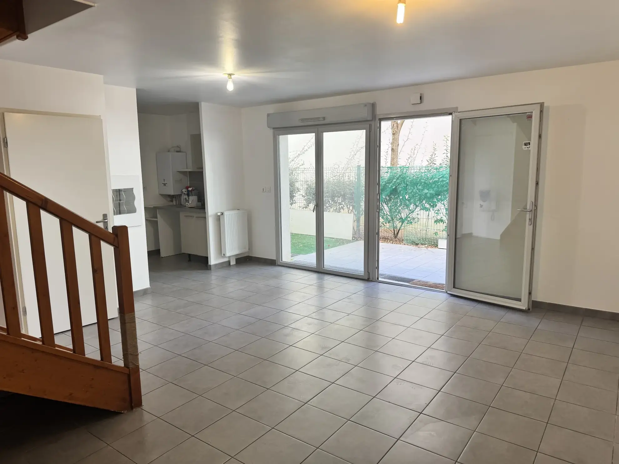 Charmant appartement duplex T4 avec terrasse et parking à Toulouse proche Pasteur
