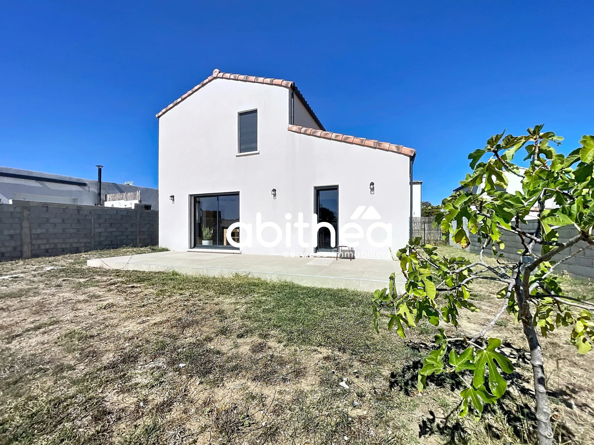 Villa neuve 4 pièces avec jardin, garage et performances énergétiques optimales à Saint-Pargoire