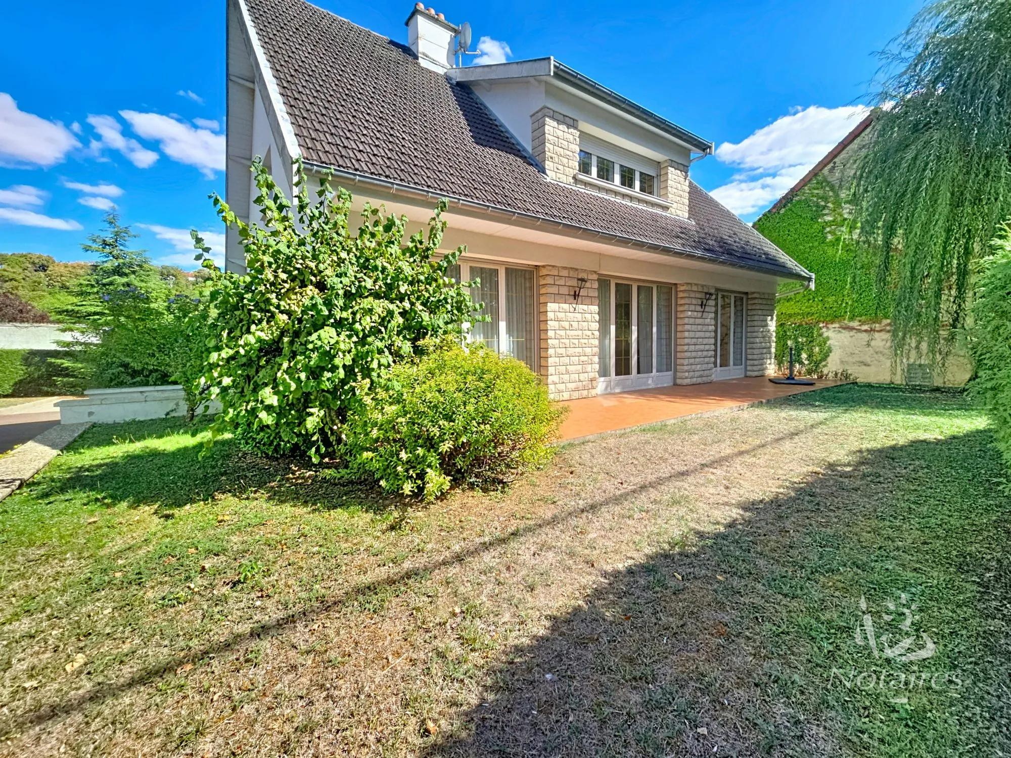 Maison individuelle à Chaumont avec 5 chambres, grand sous-sol, terrain de 1494 m²
