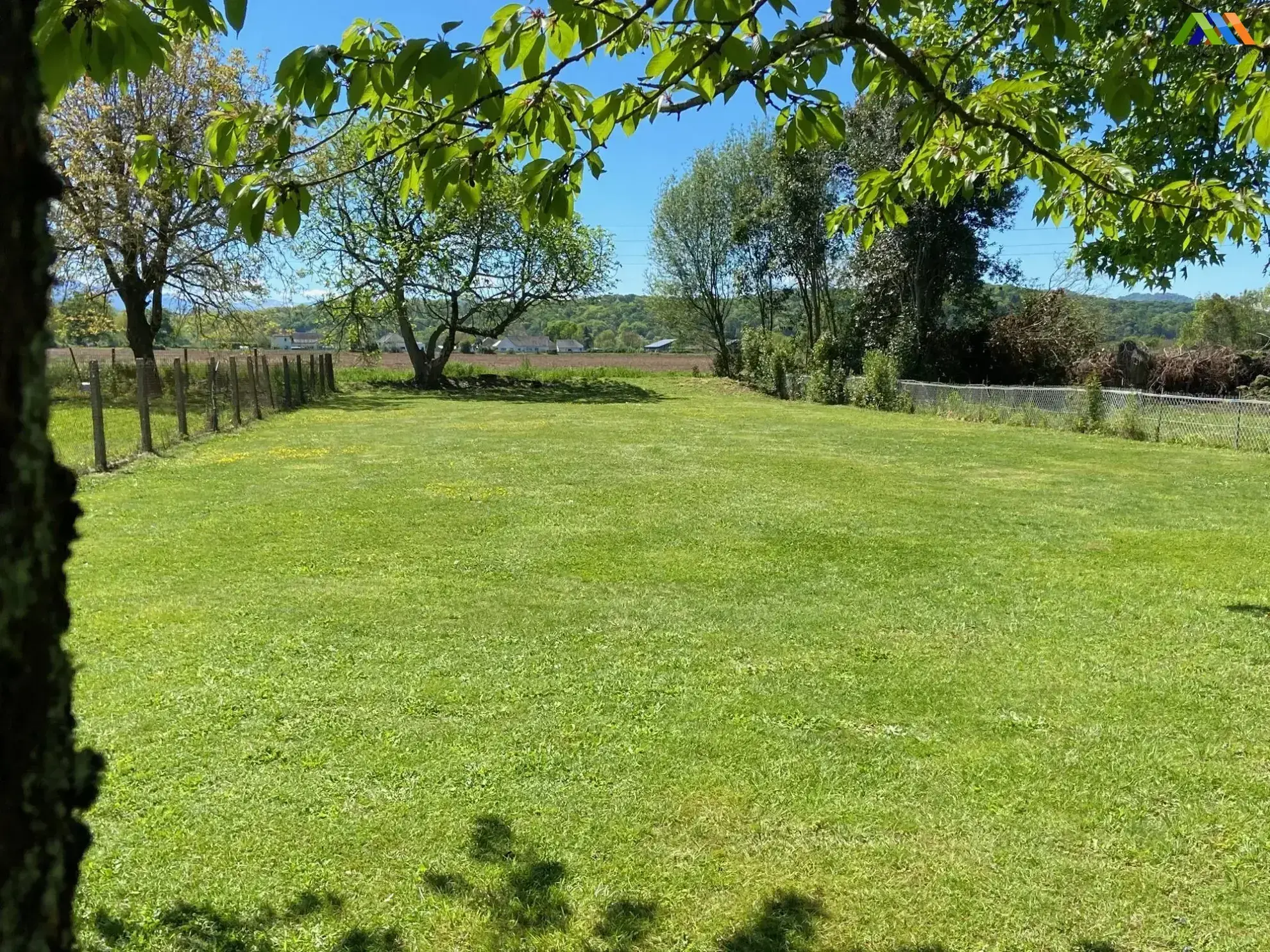 Terrain constructible avec vue sur les Pyrénées à Oloron-Sainte-Marie