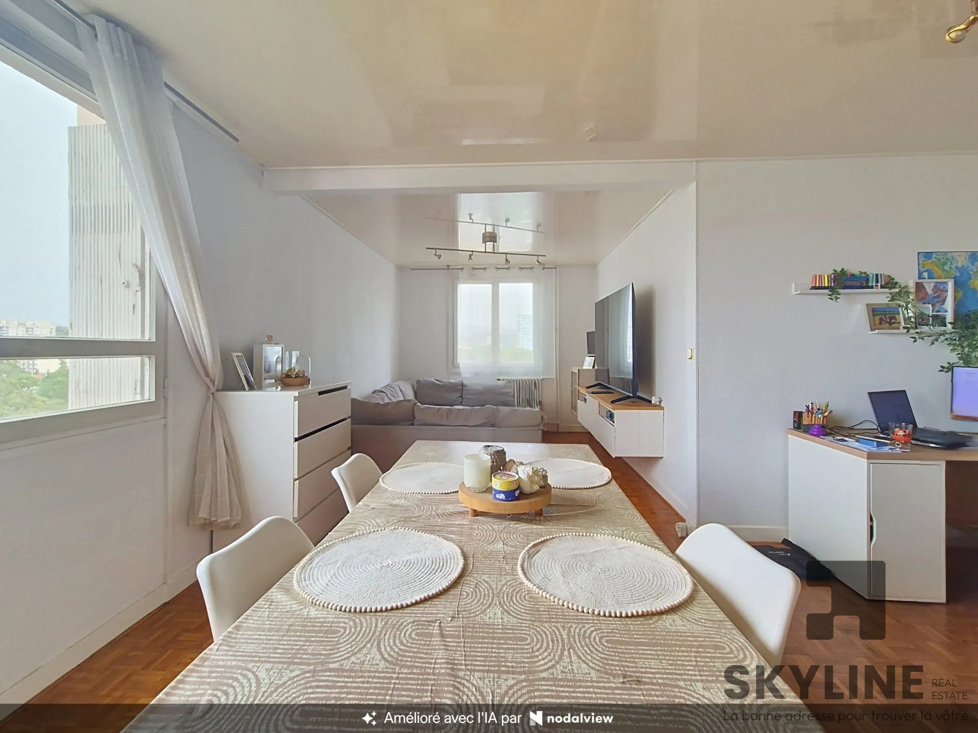 Appartement T3 de 82 m² avec piscine dans résidence sécurisée à Marseille