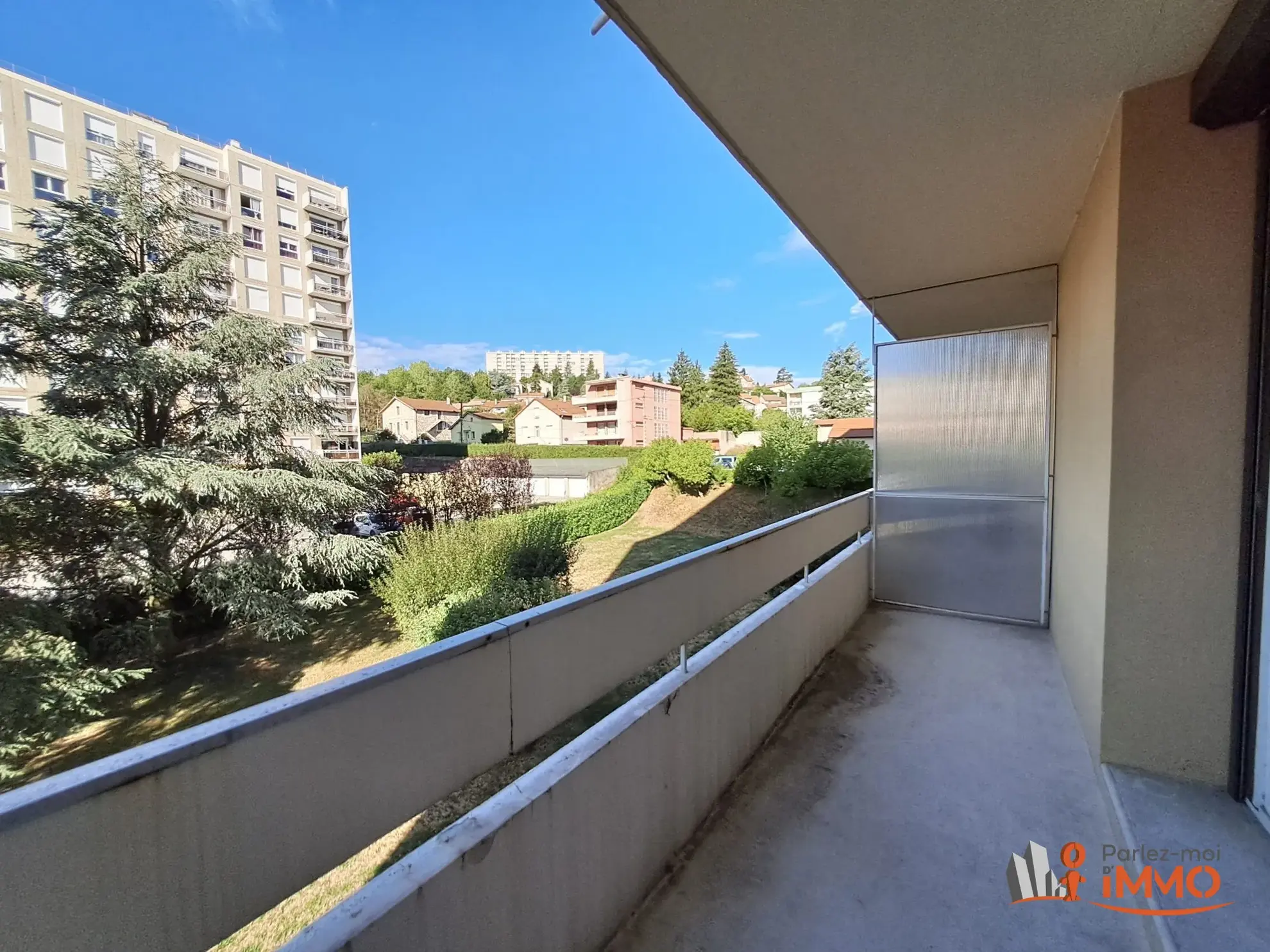 Vente appartement T2 de 57m² avec 2 balcons, garage à Saint-Étienne Montplaisir